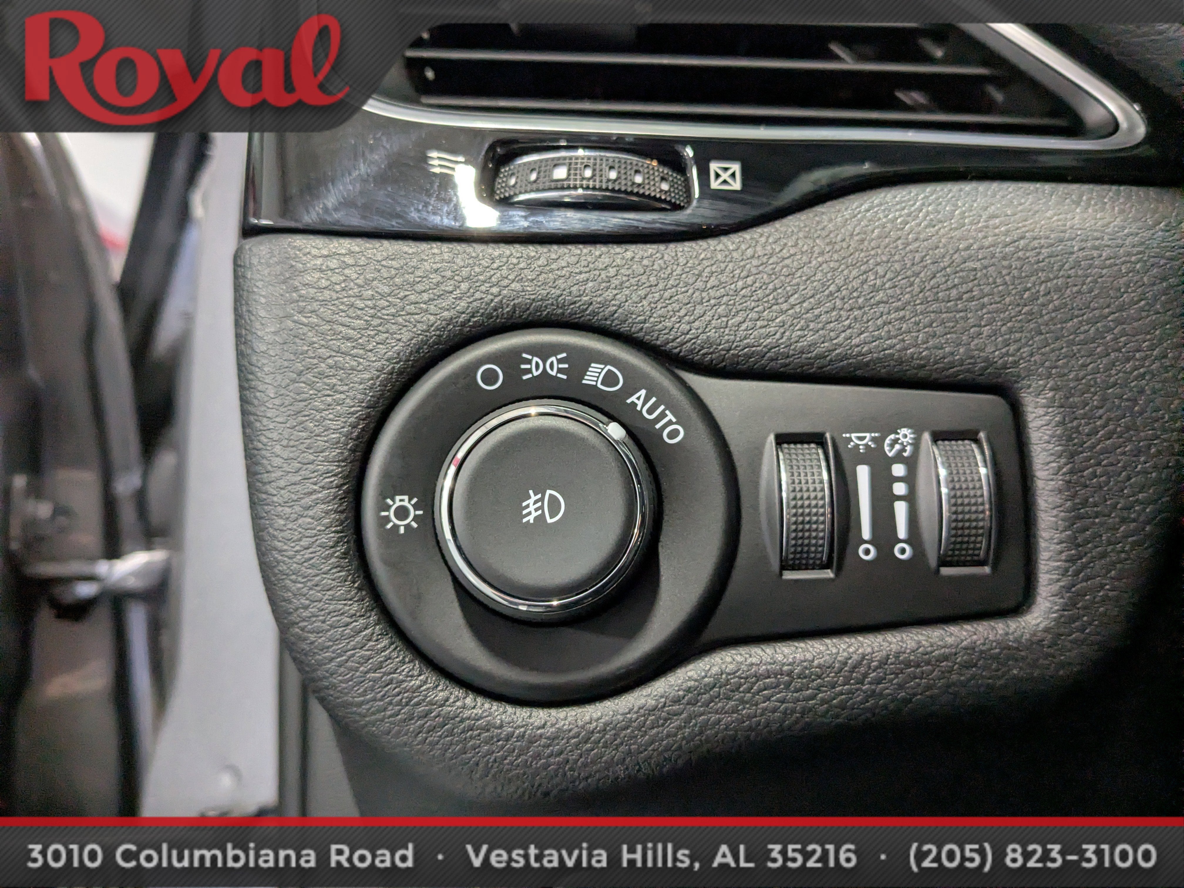 2020 Jeep Cherokee Altitude