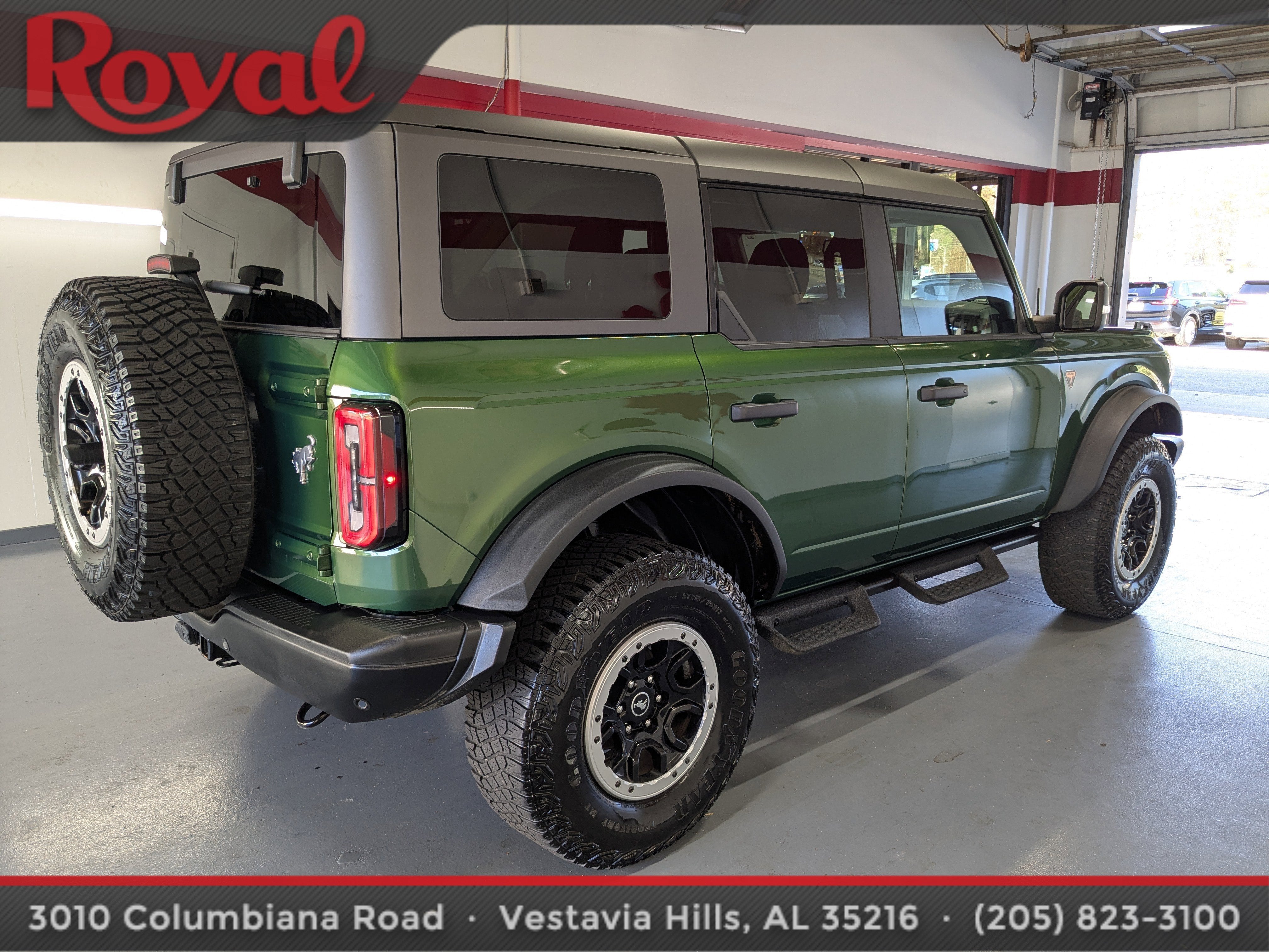 2023 Ford Bronco Base