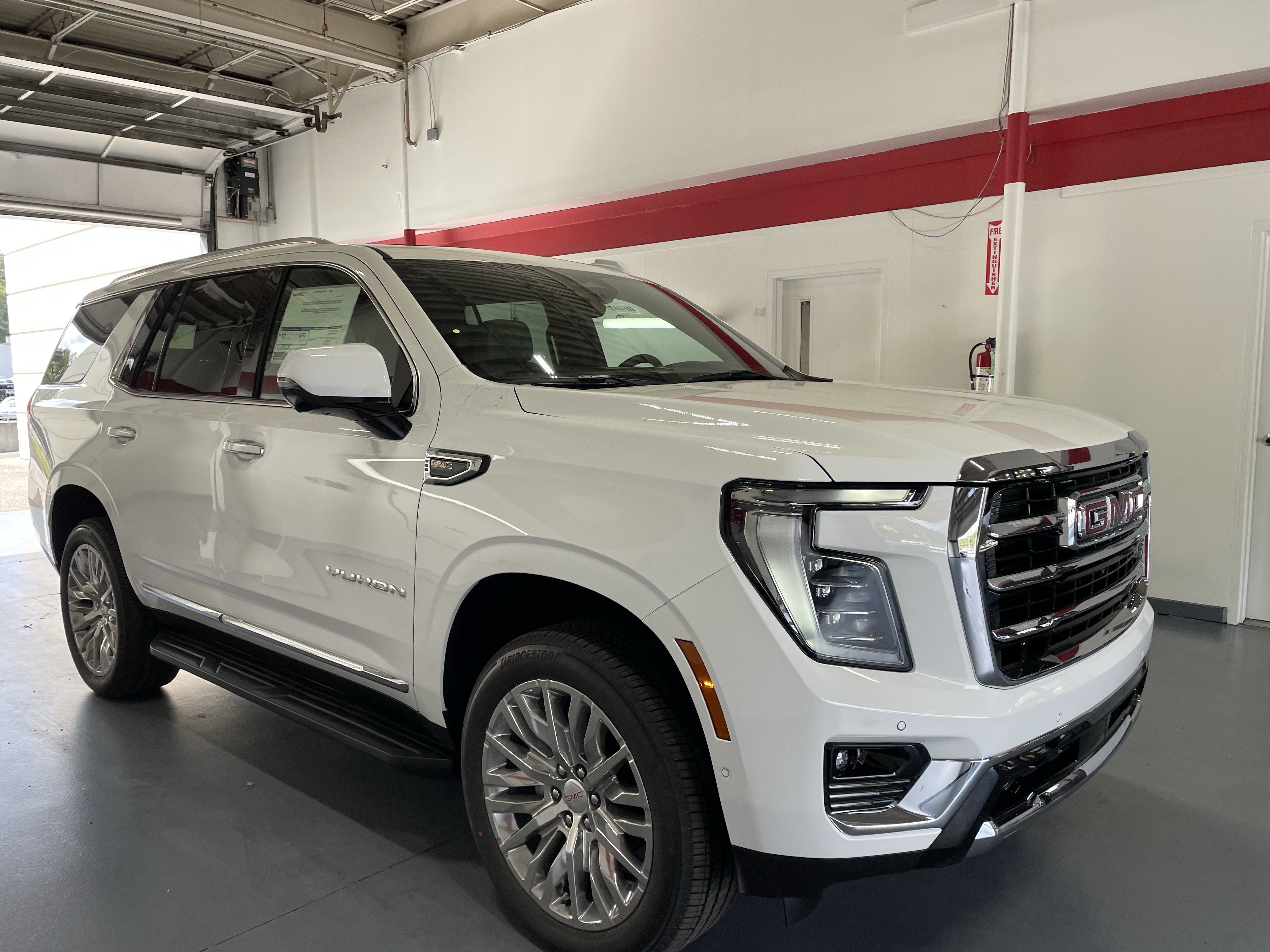 2027 GMC Yukon Elevation