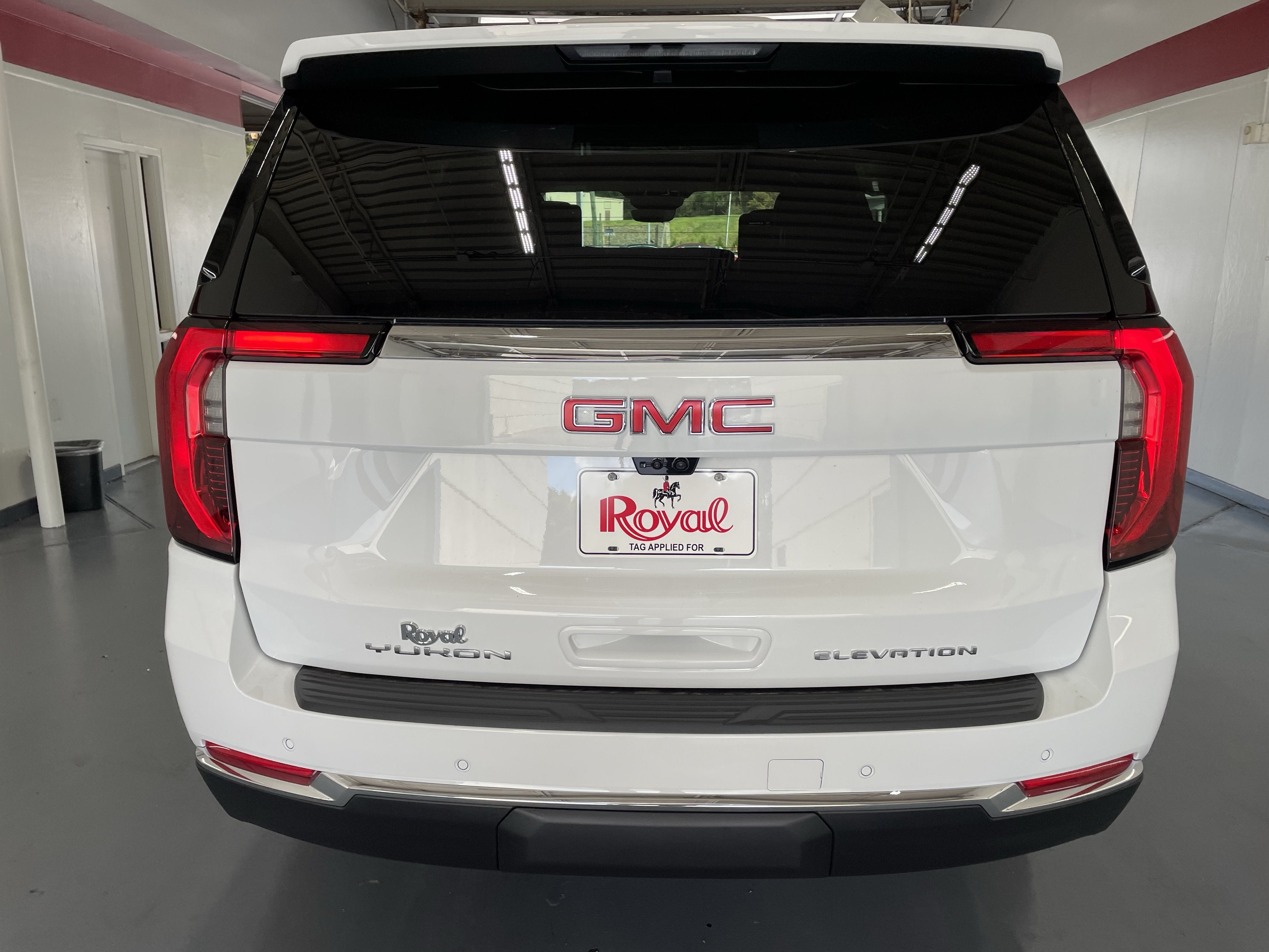 2027 GMC Yukon Elevation