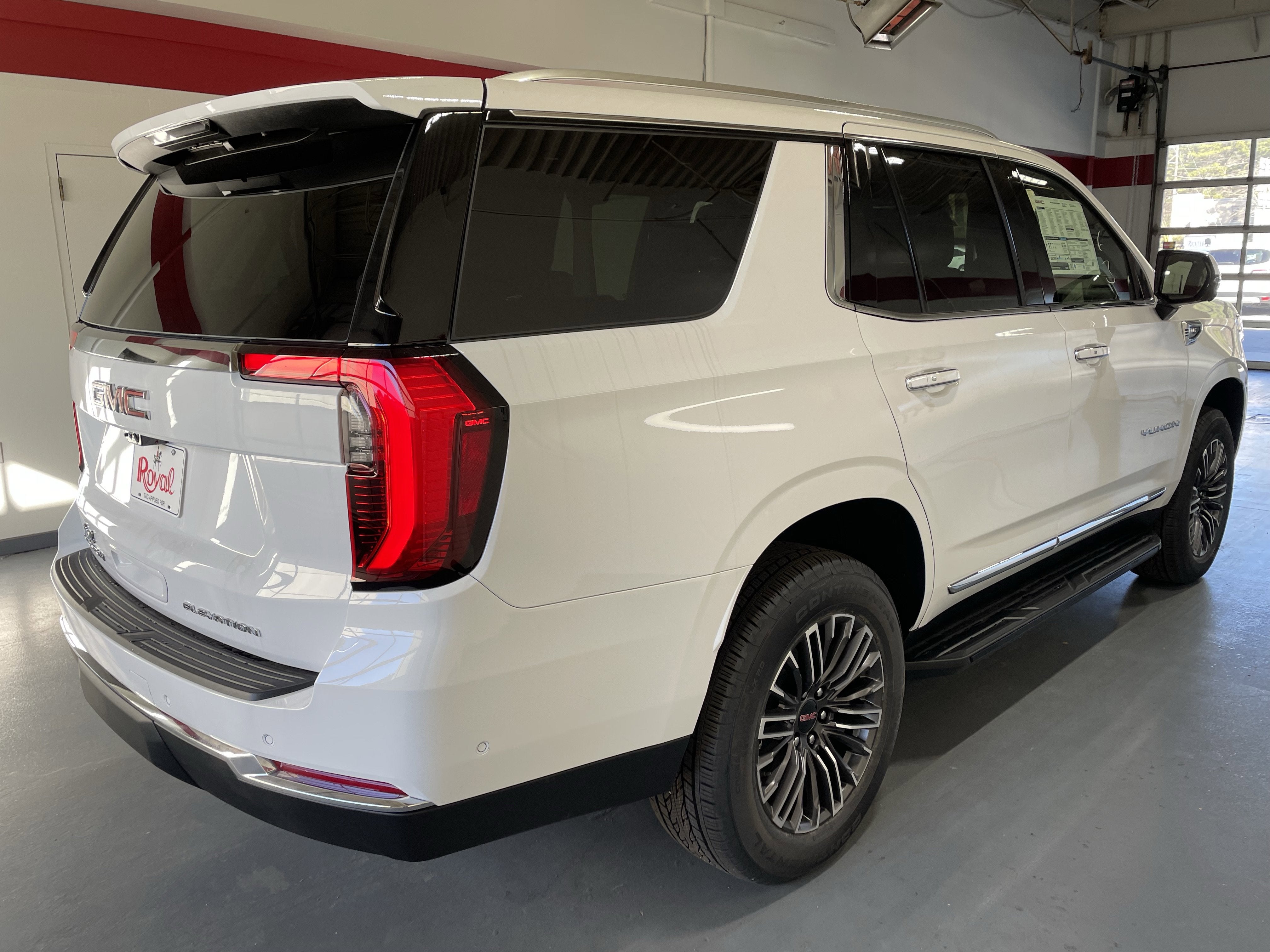 2026 GMC Yukon Elevation