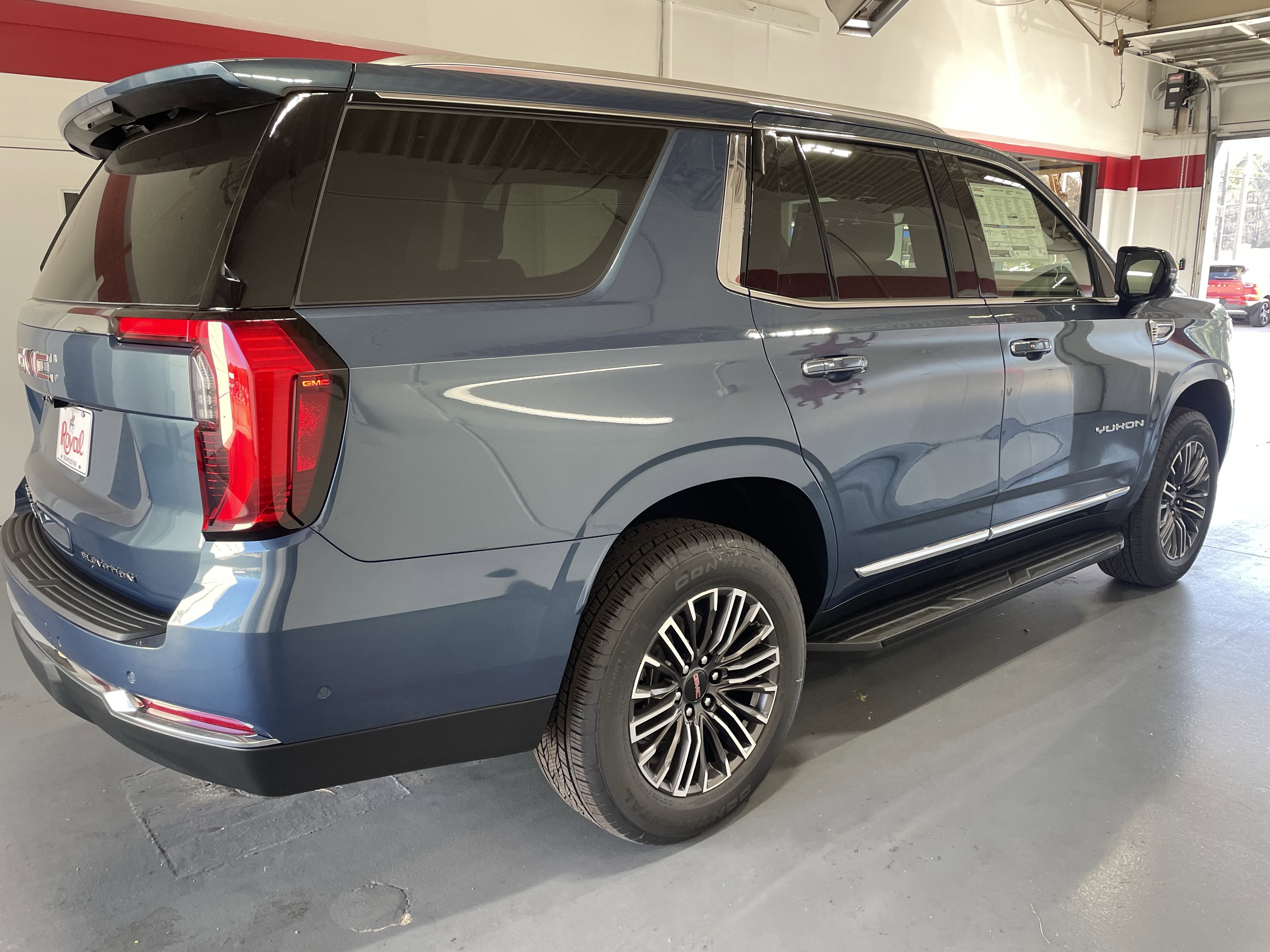 2026 GMC Yukon Elevation