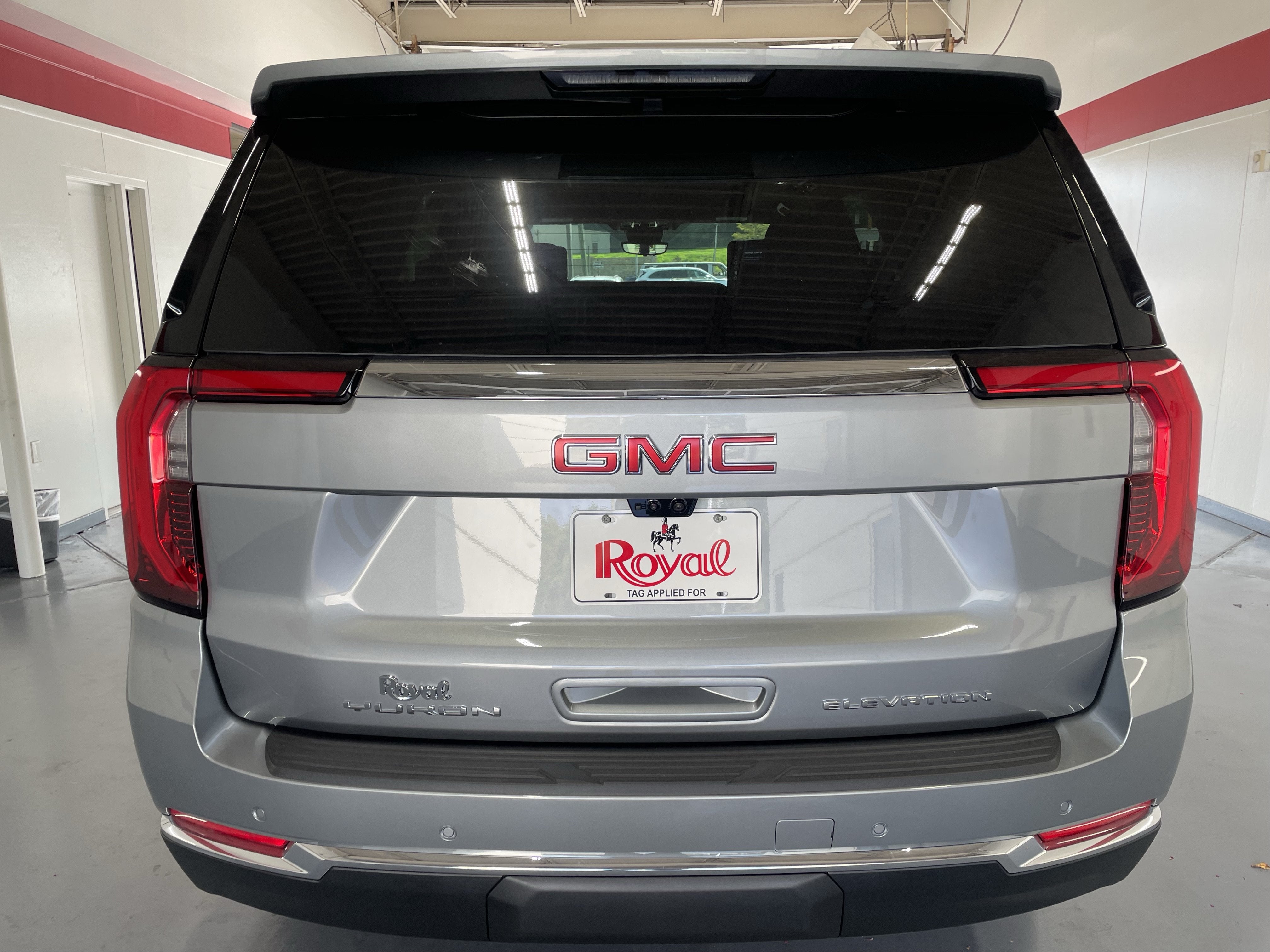 2026 GMC Yukon Elevation