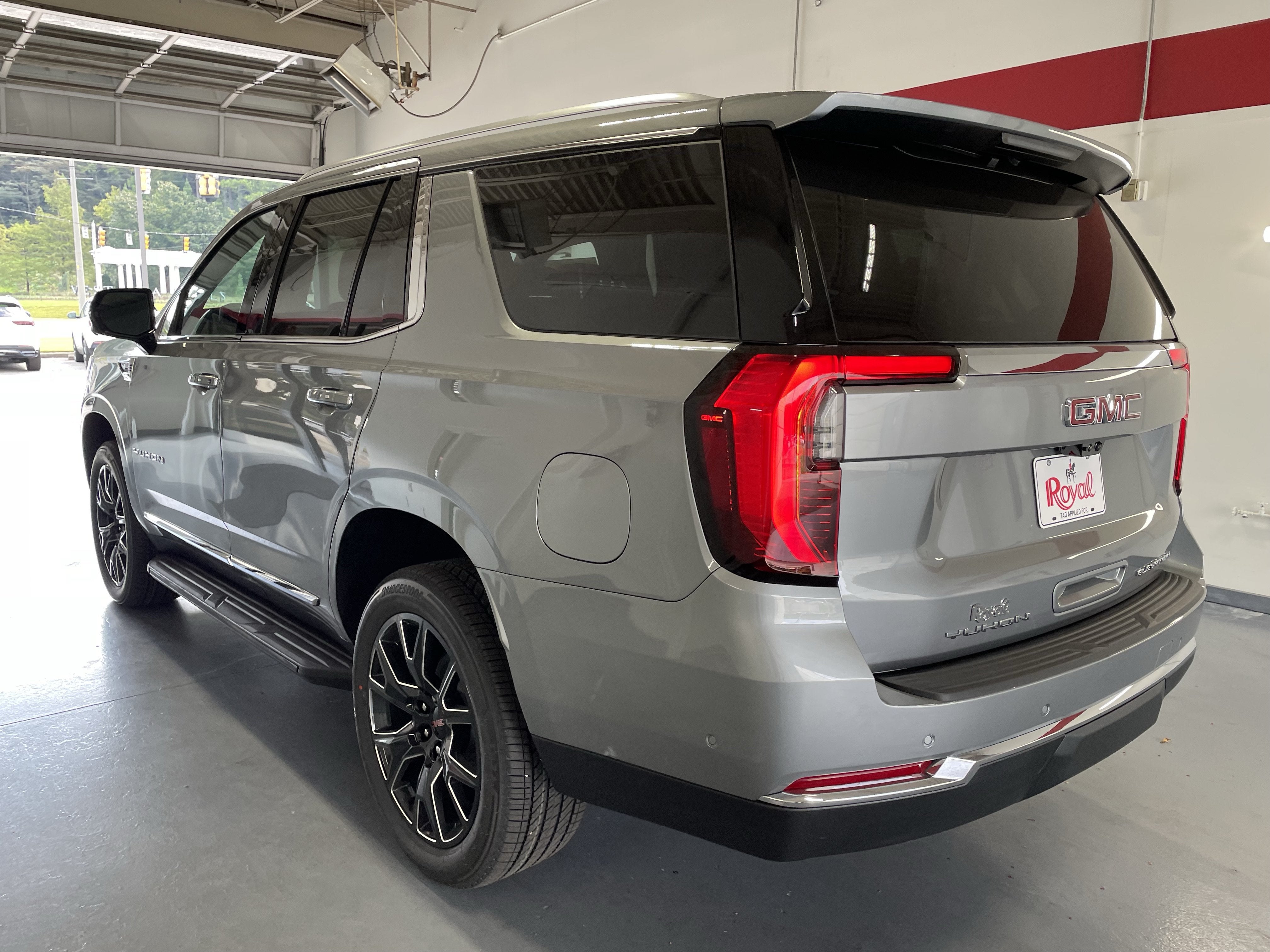 2026 GMC Yukon Elevation