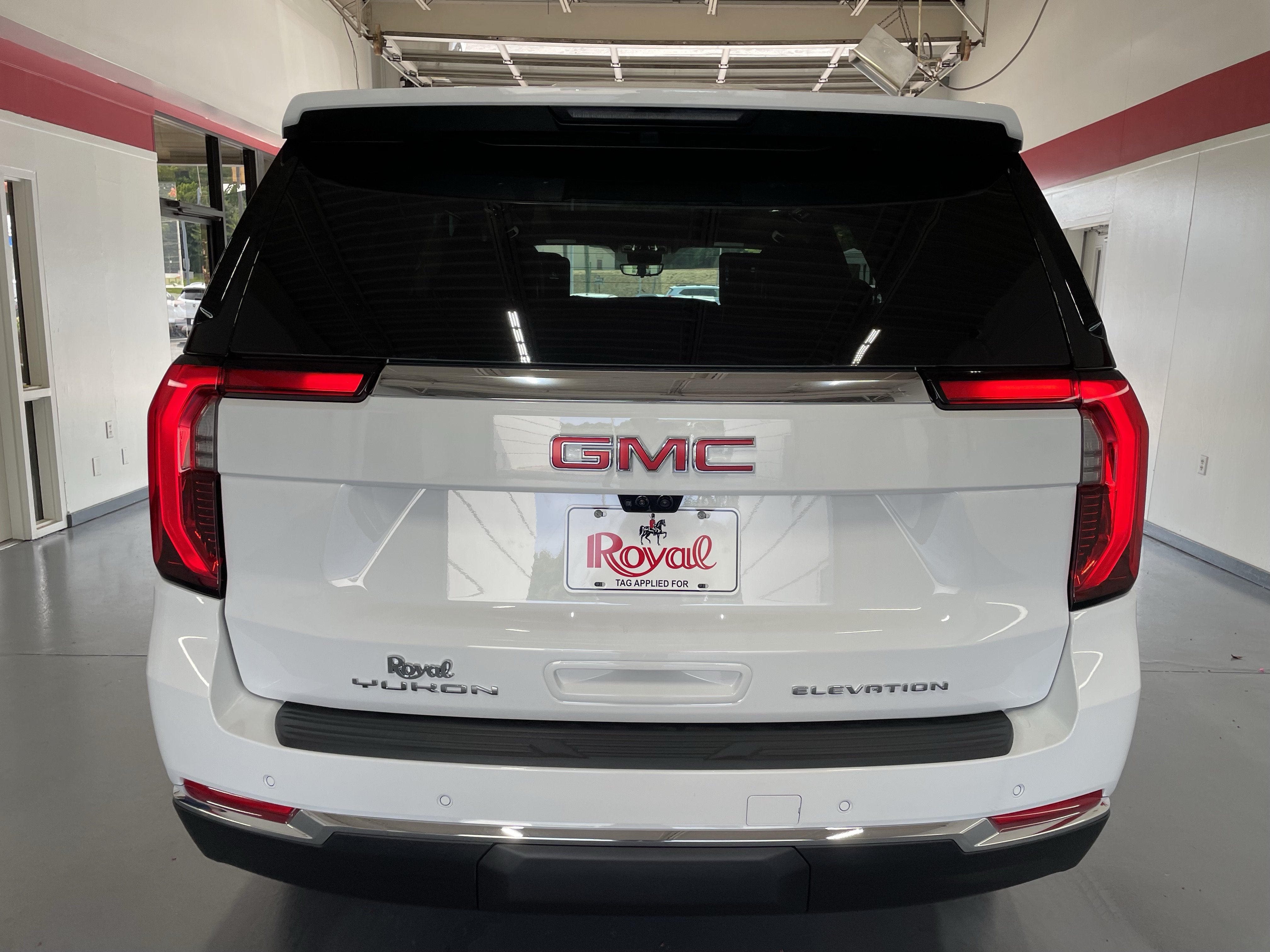 2026 GMC Yukon Elevation