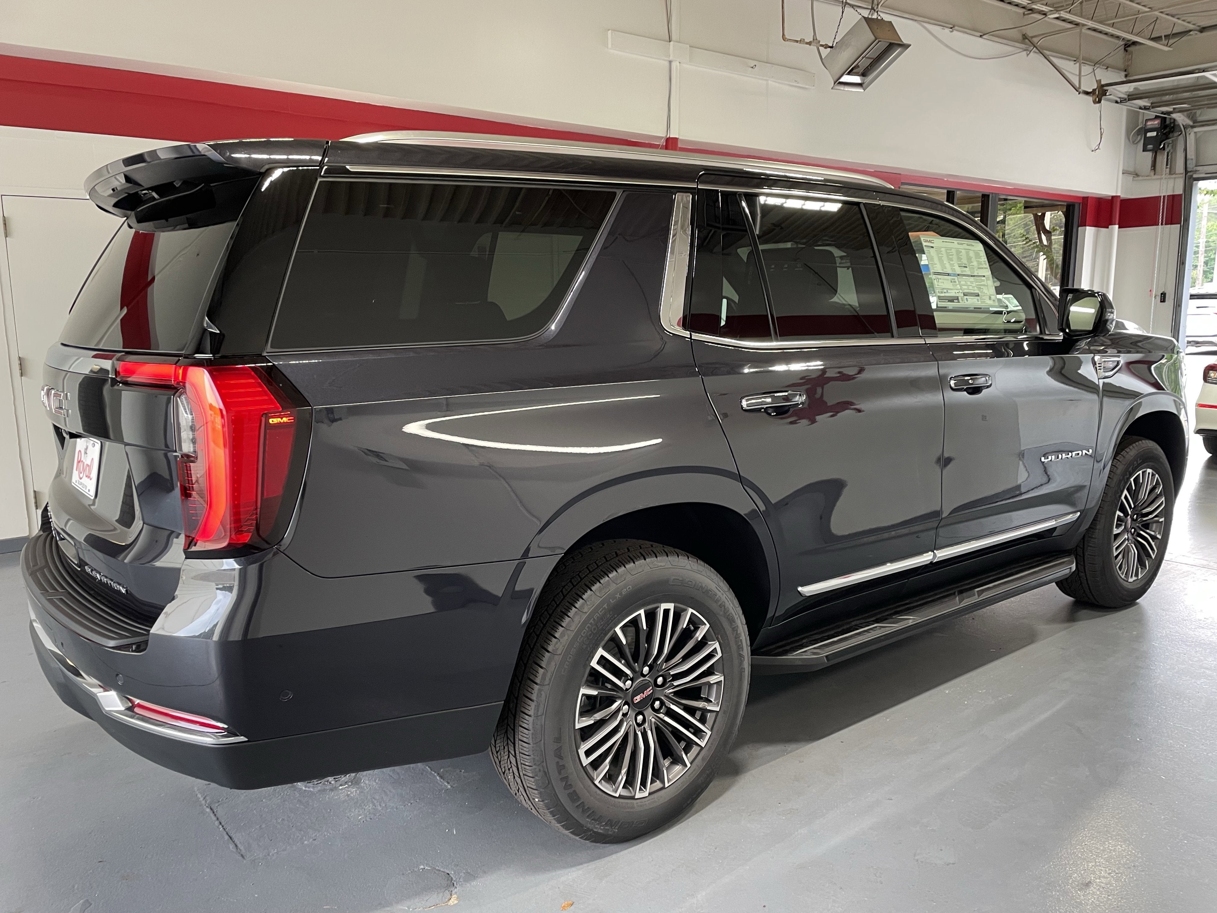 2026 GMC Yukon Elevation