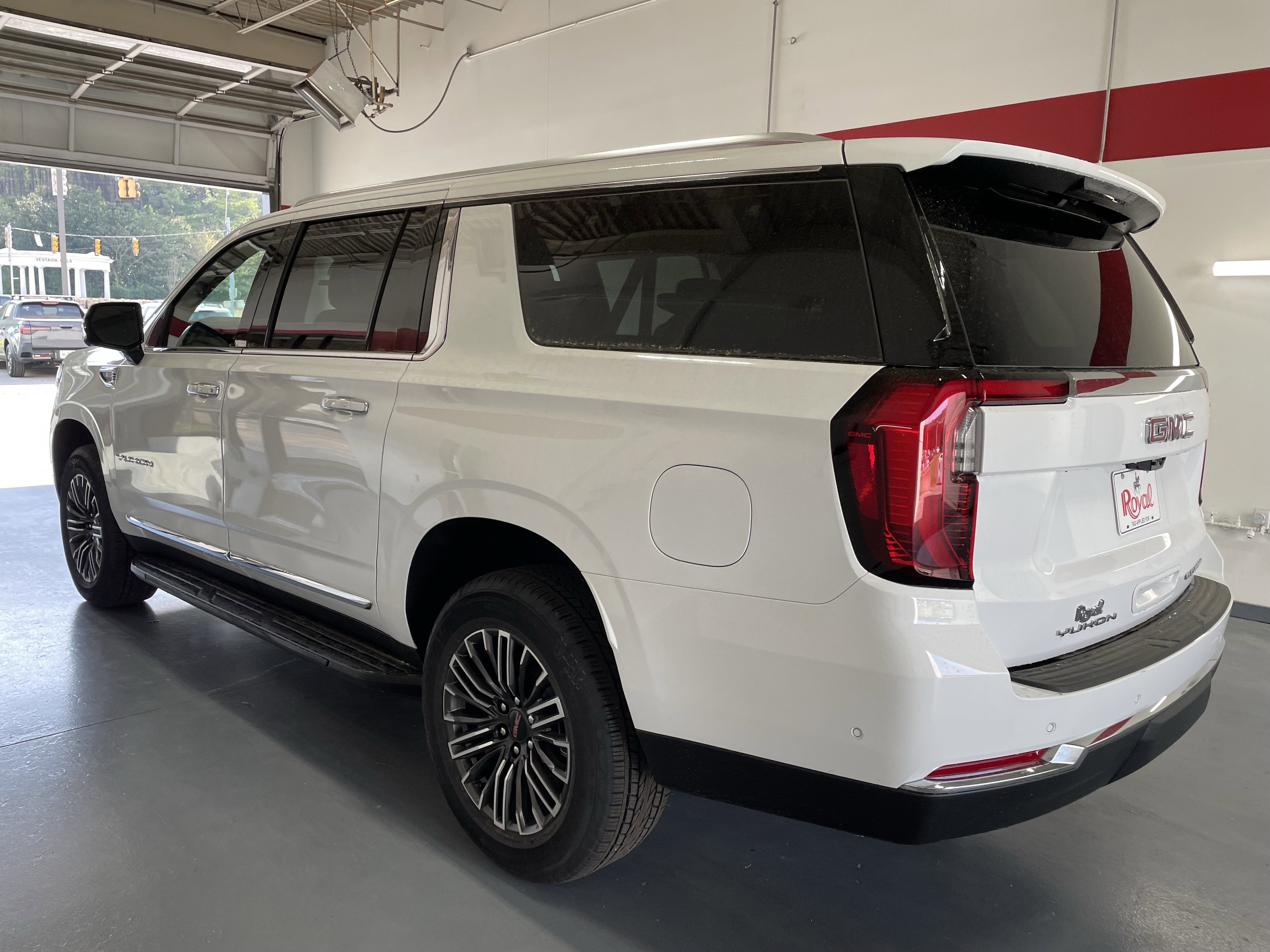 2026 GMC Yukon XL Elevation