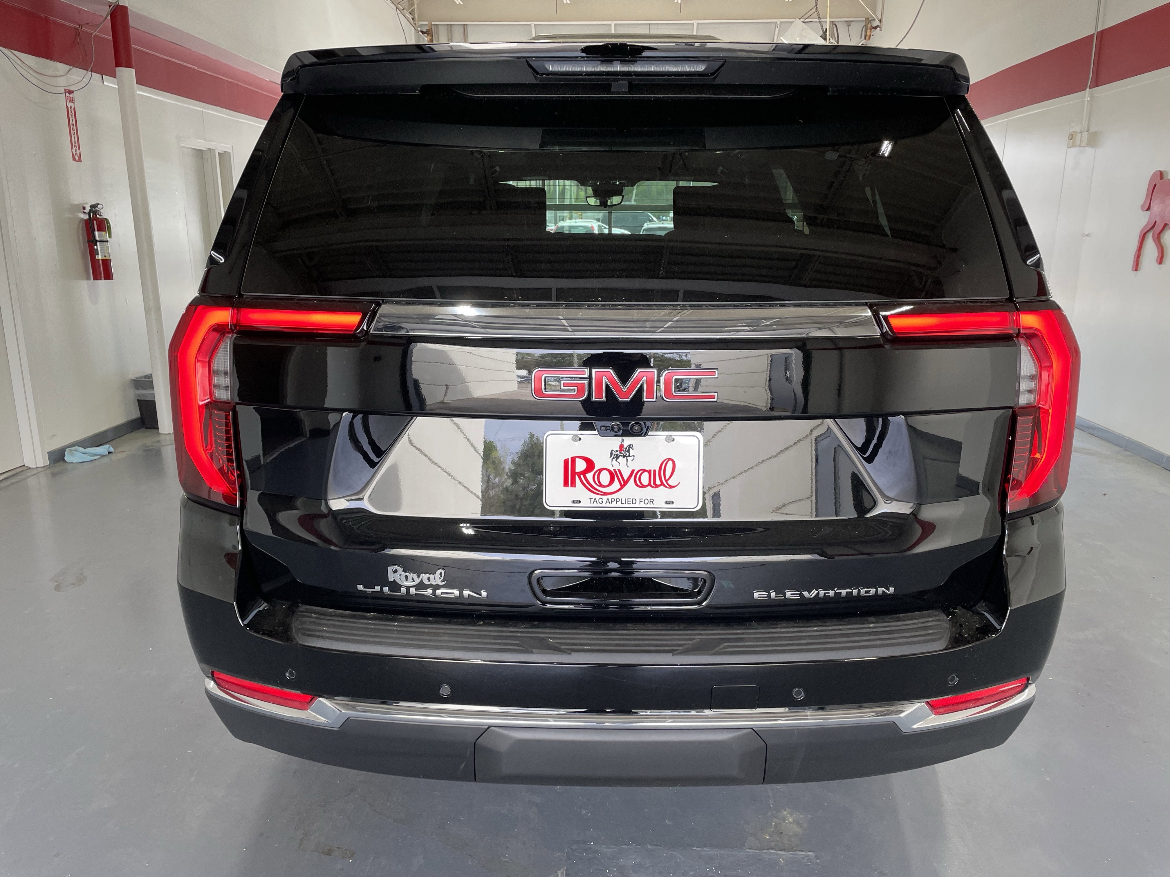 2026 GMC Yukon XL Elevation