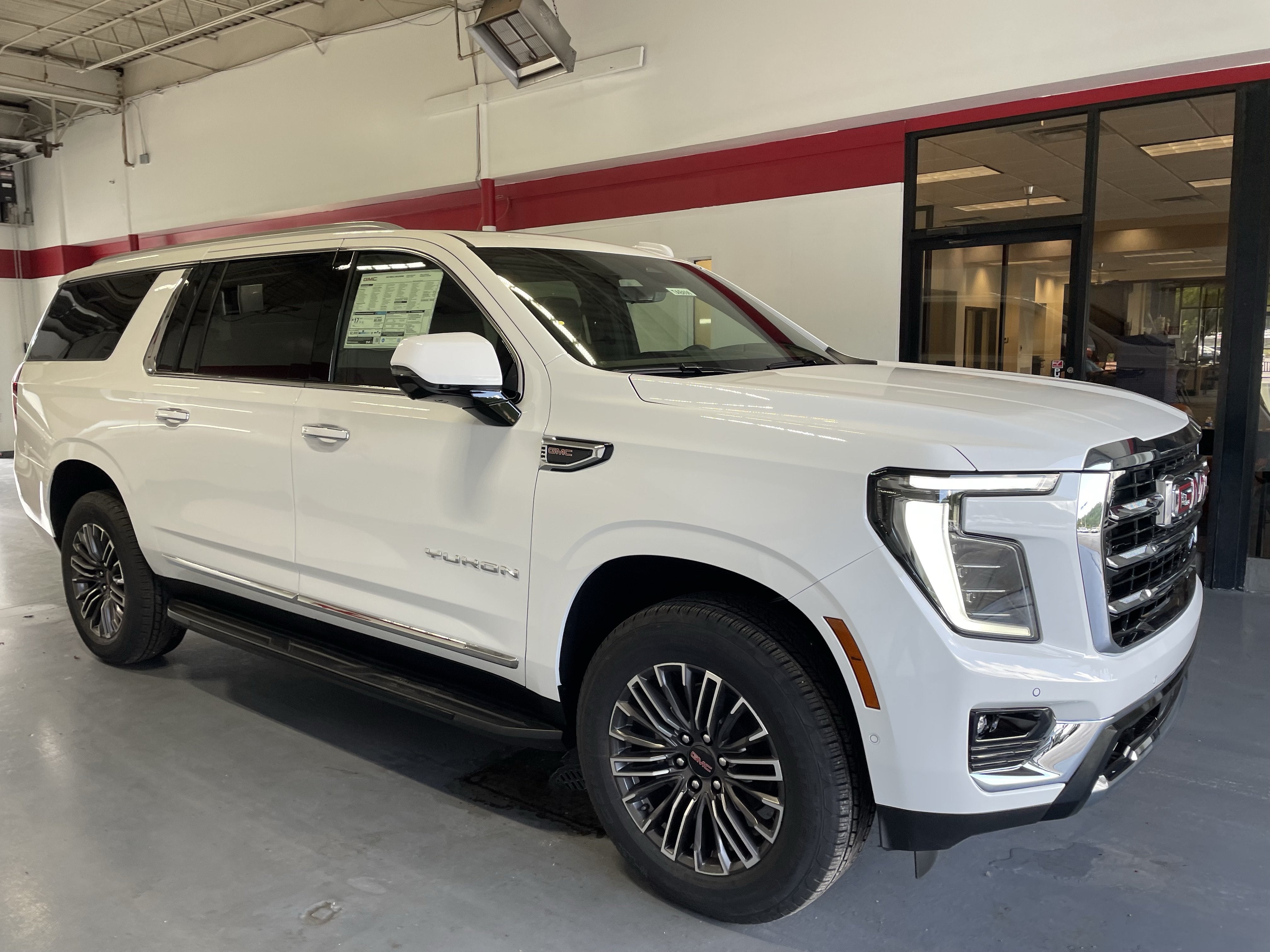 2026 GMC Yukon XL Elevation