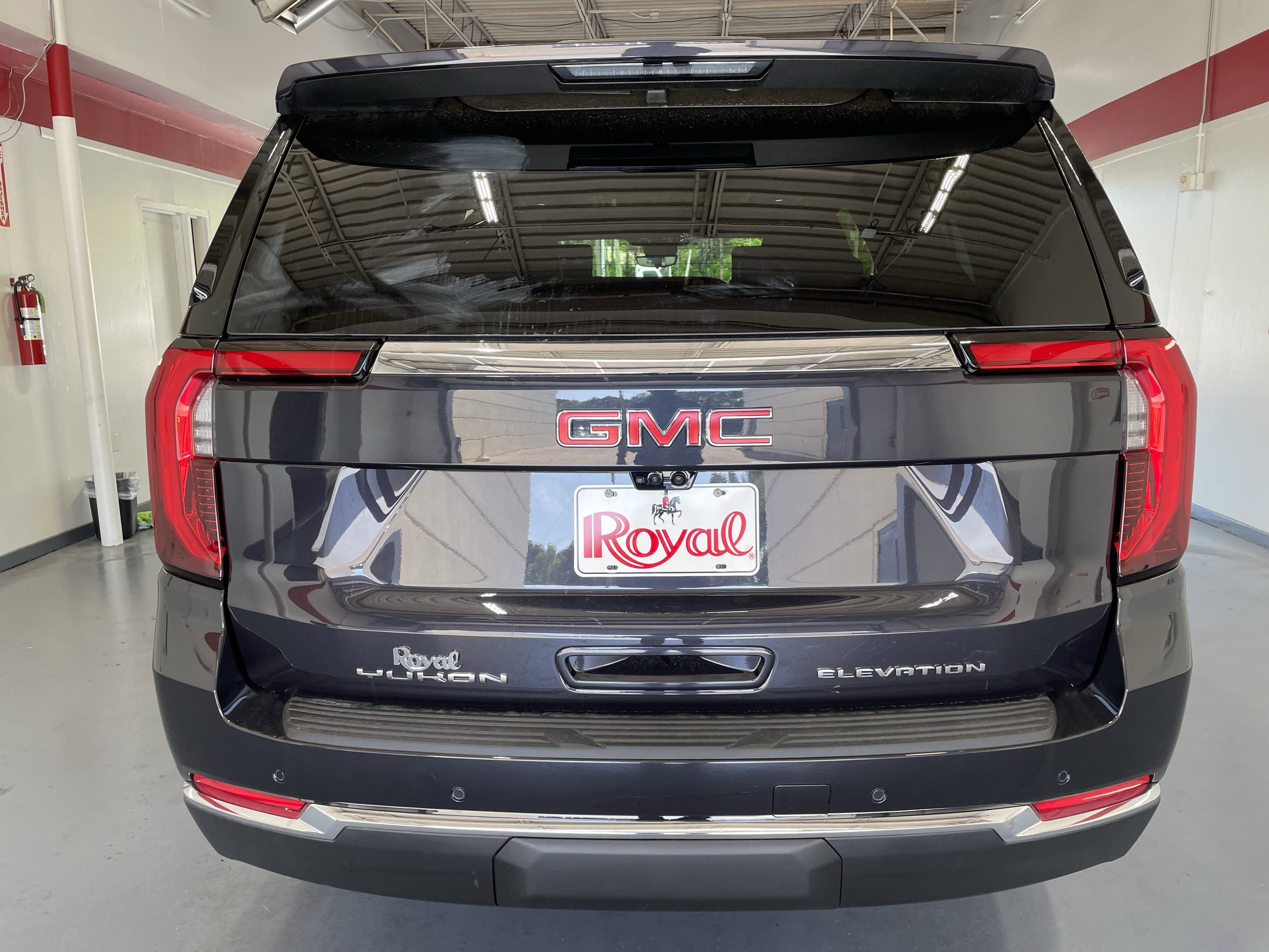2026 GMC Yukon XL Elevation