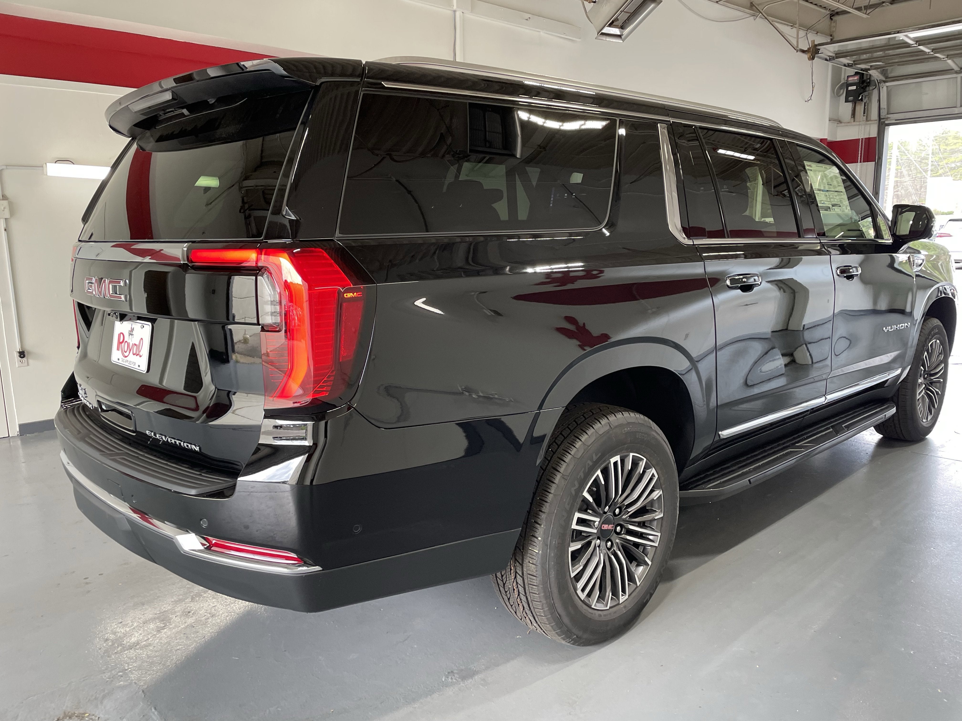 2026 GMC Yukon XL Elevation