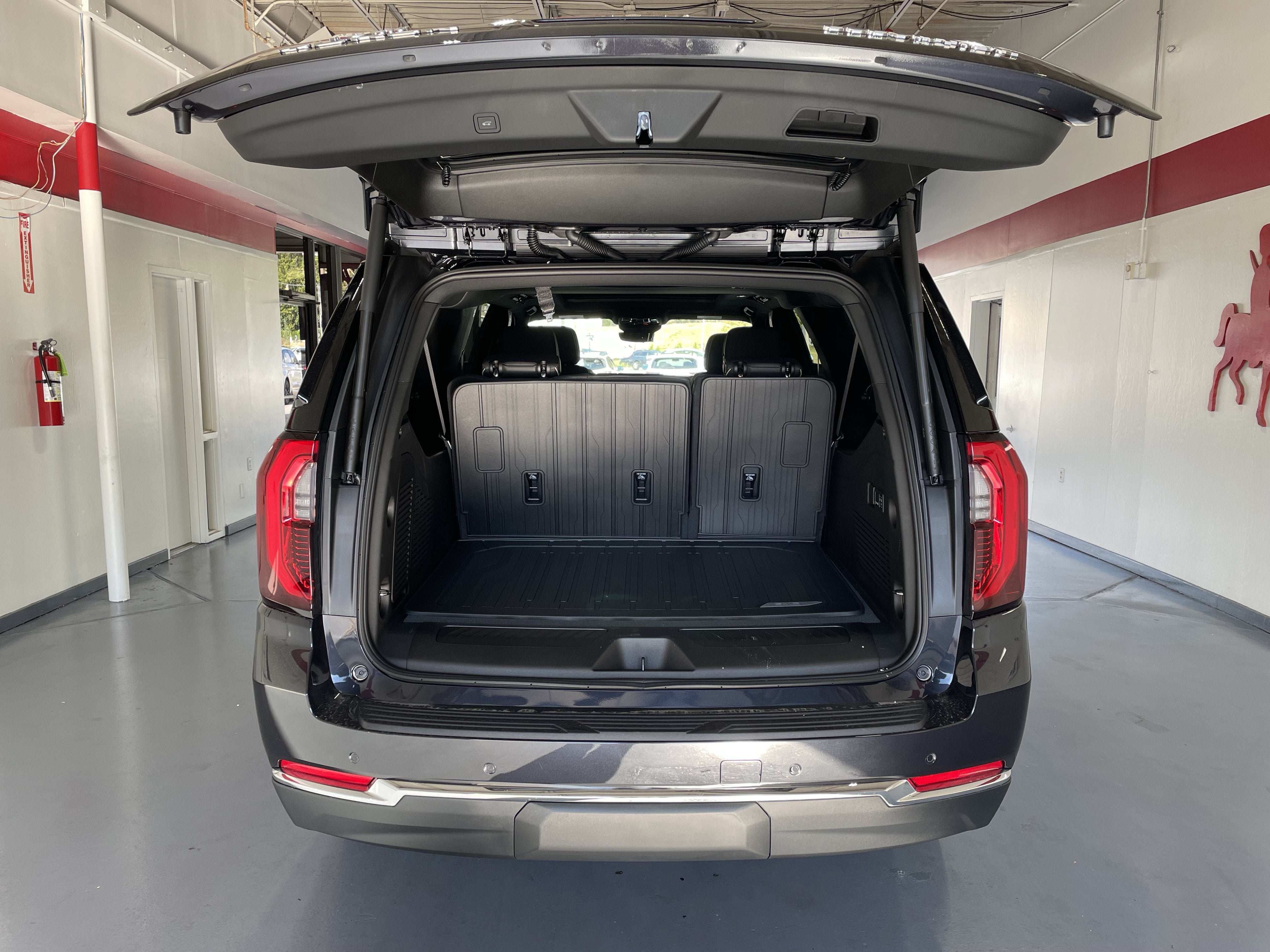 2027 GMC Yukon XL Elevation