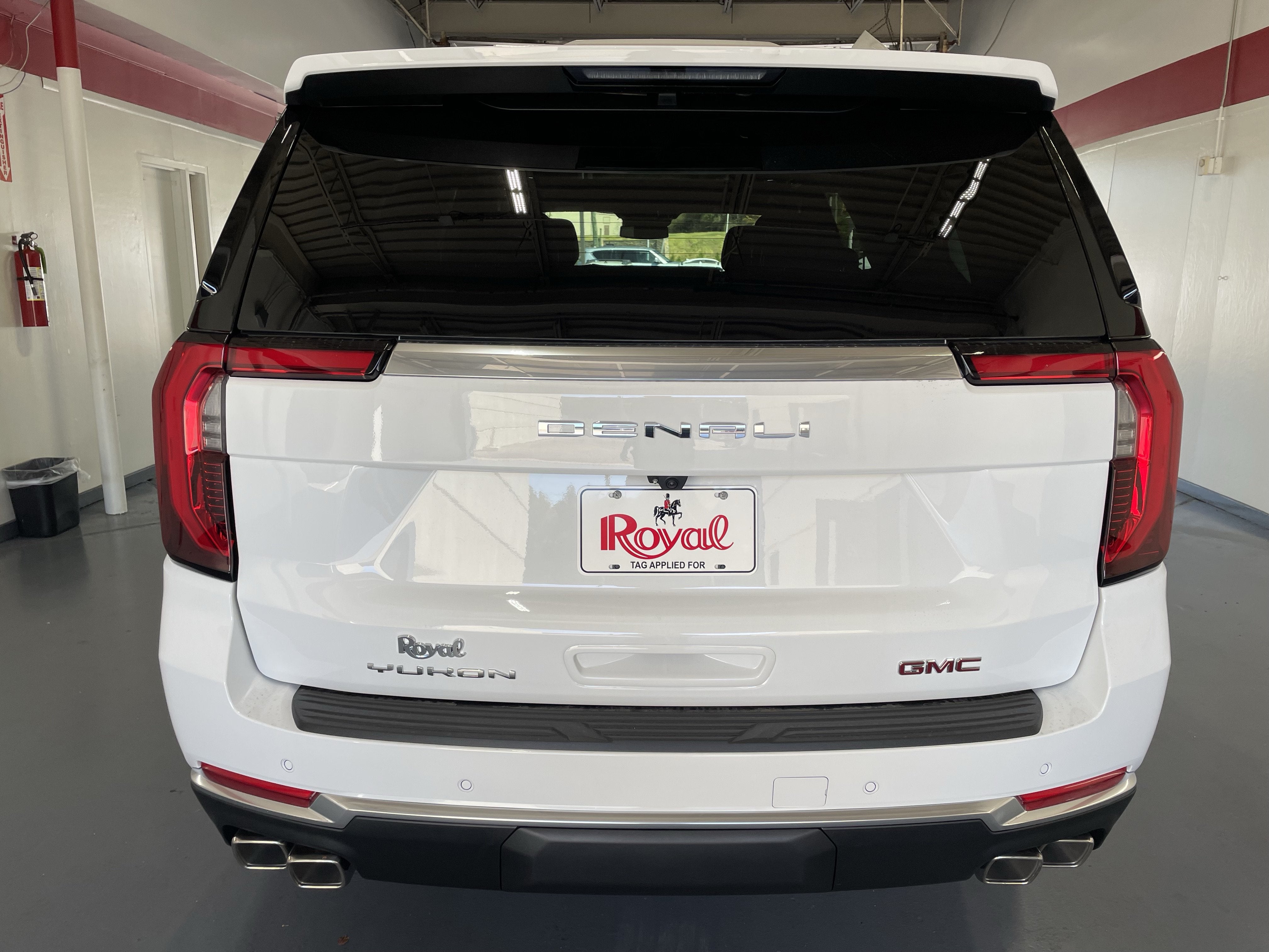 2027 GMC Yukon XL Denali