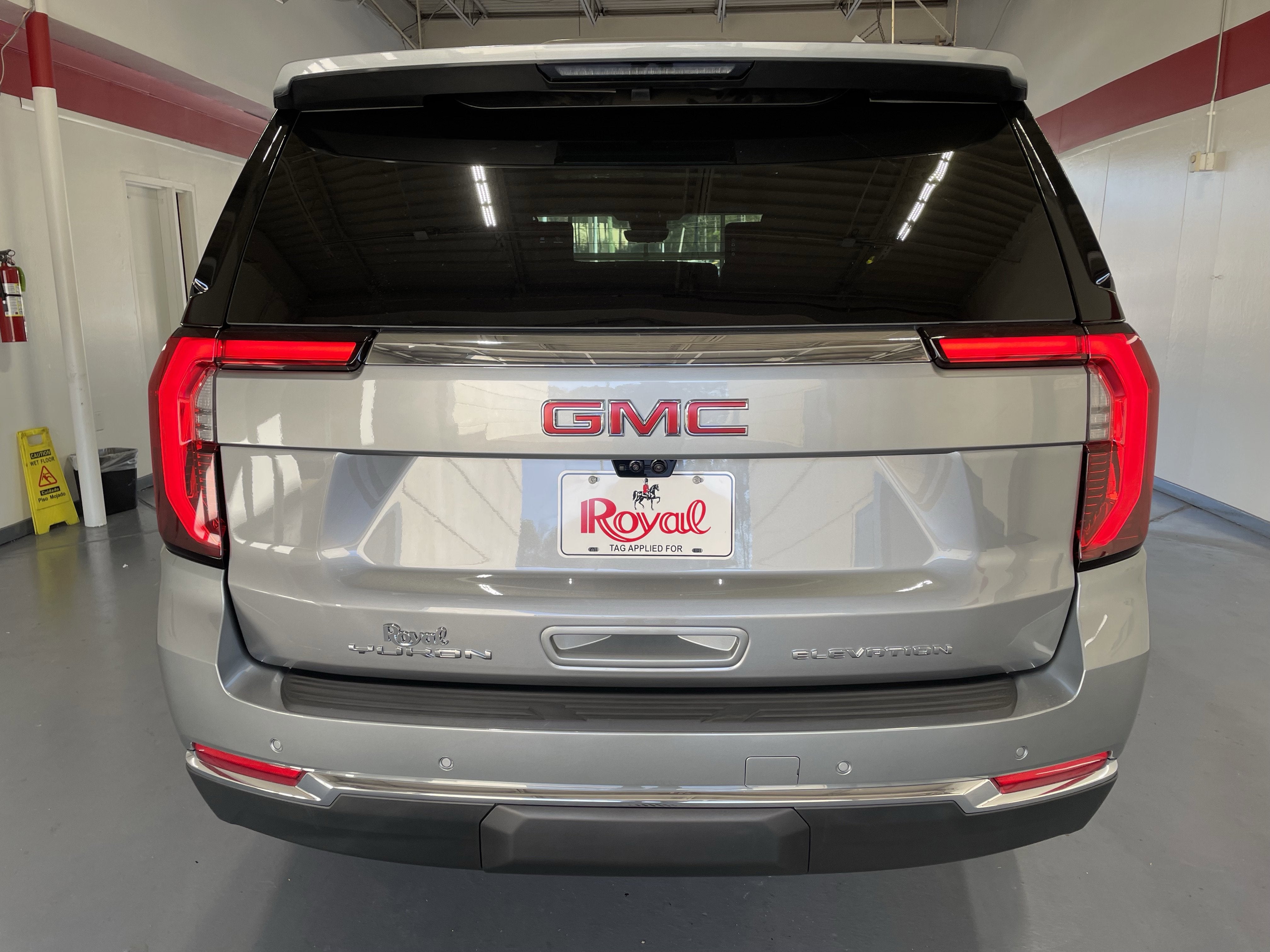 2026 GMC Yukon Elevation