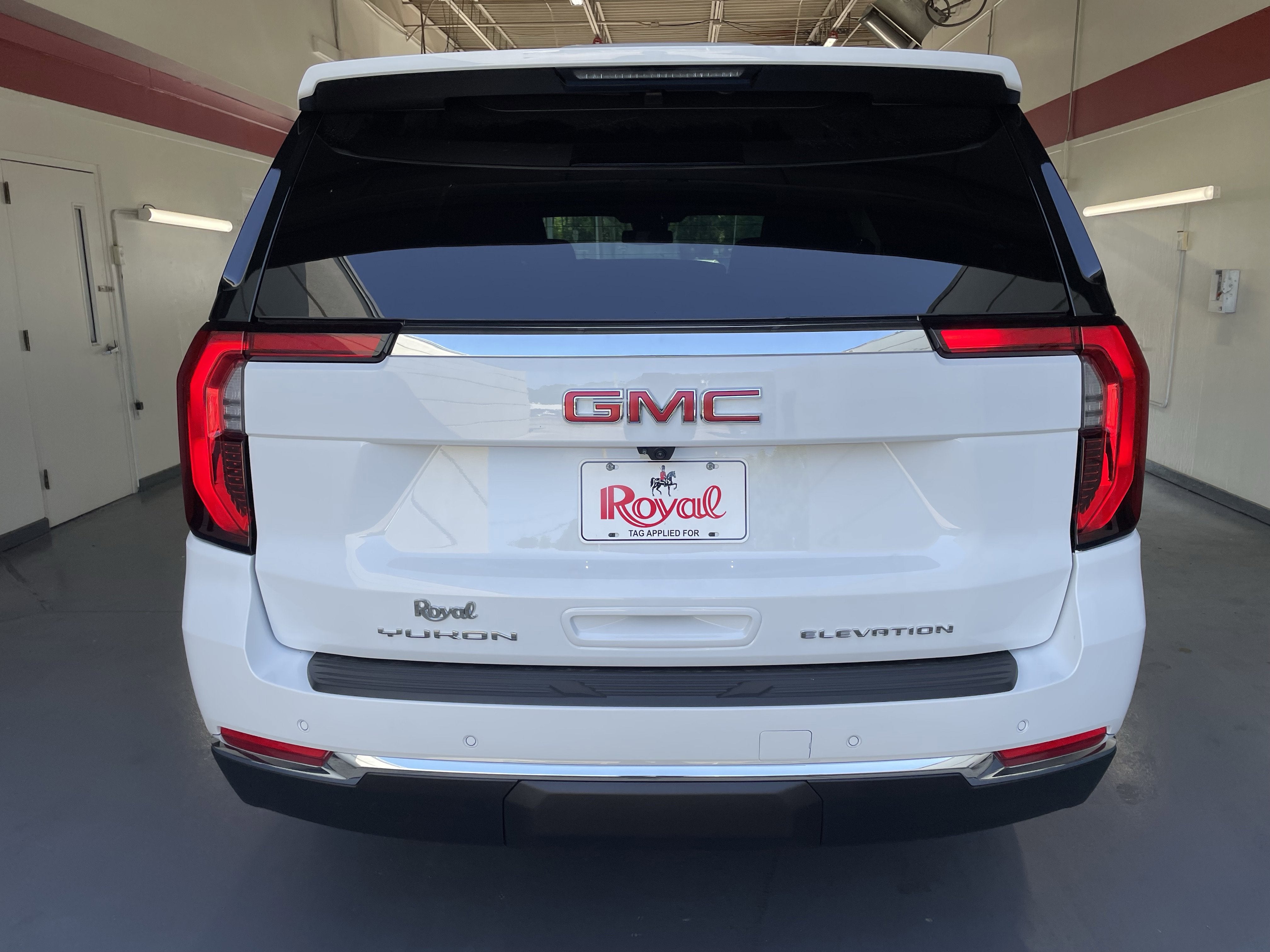 2026 GMC Yukon Elevation