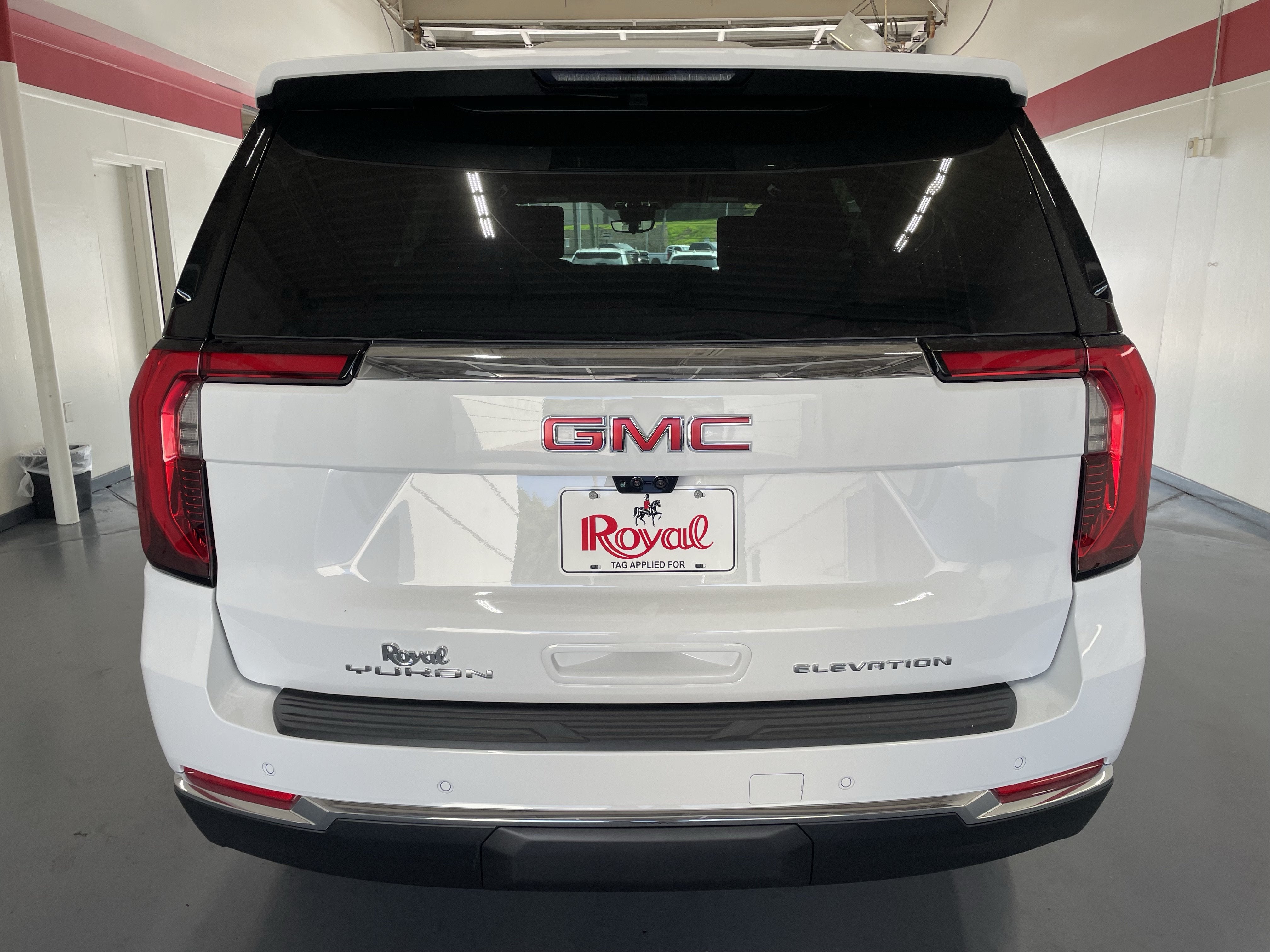 2026 GMC Yukon Elevation