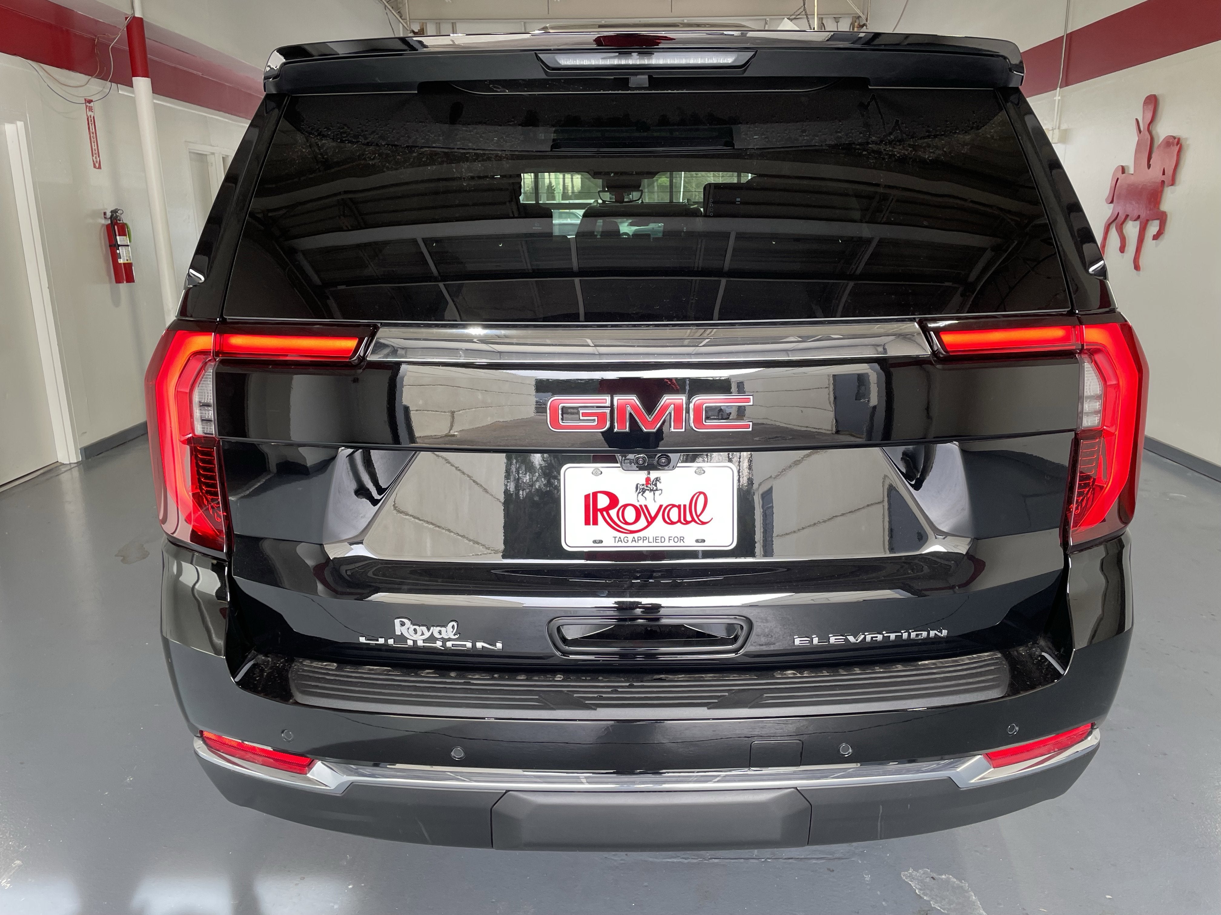 2026 GMC Yukon Elevation