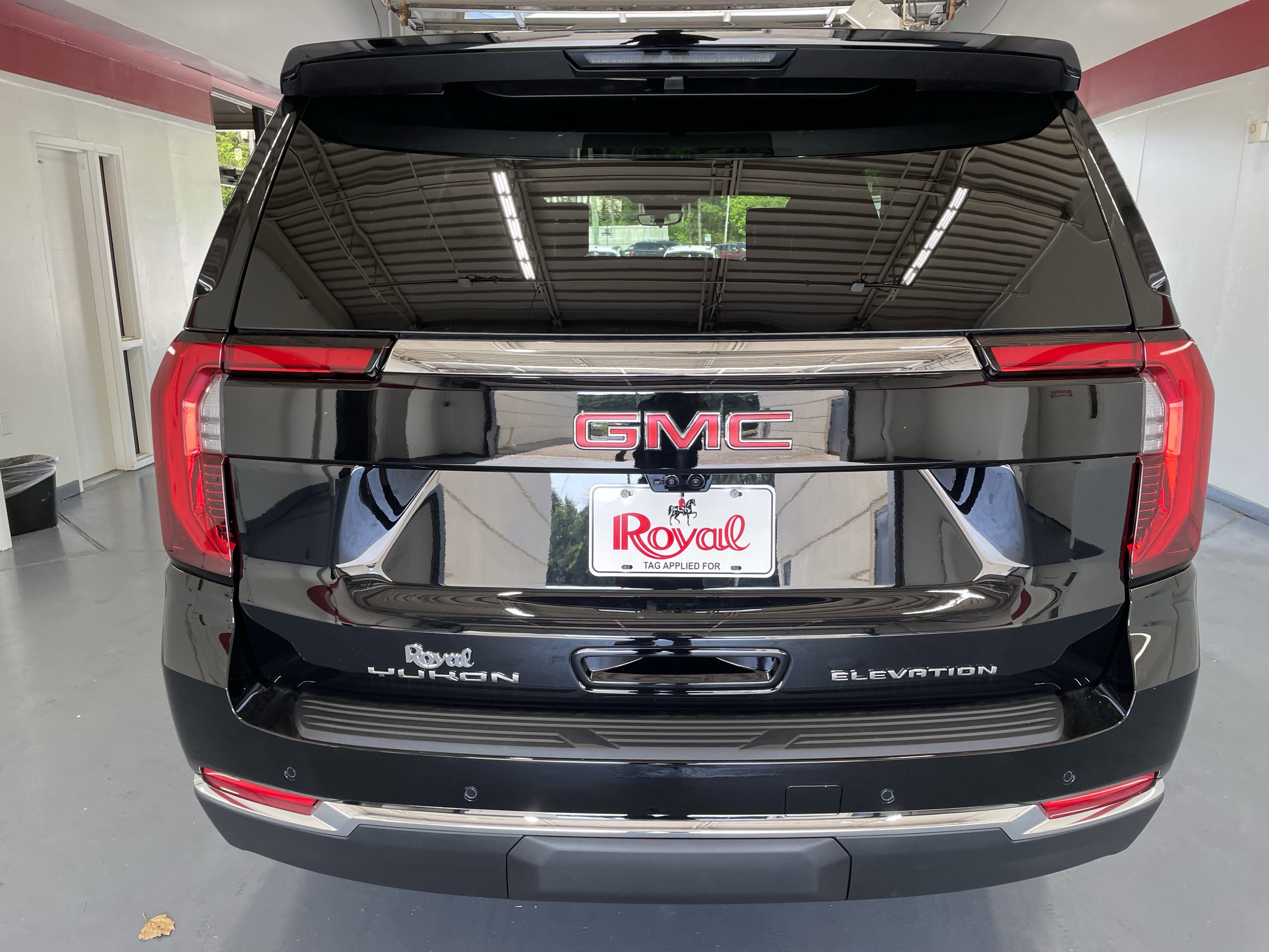 2026 GMC Yukon Elevation