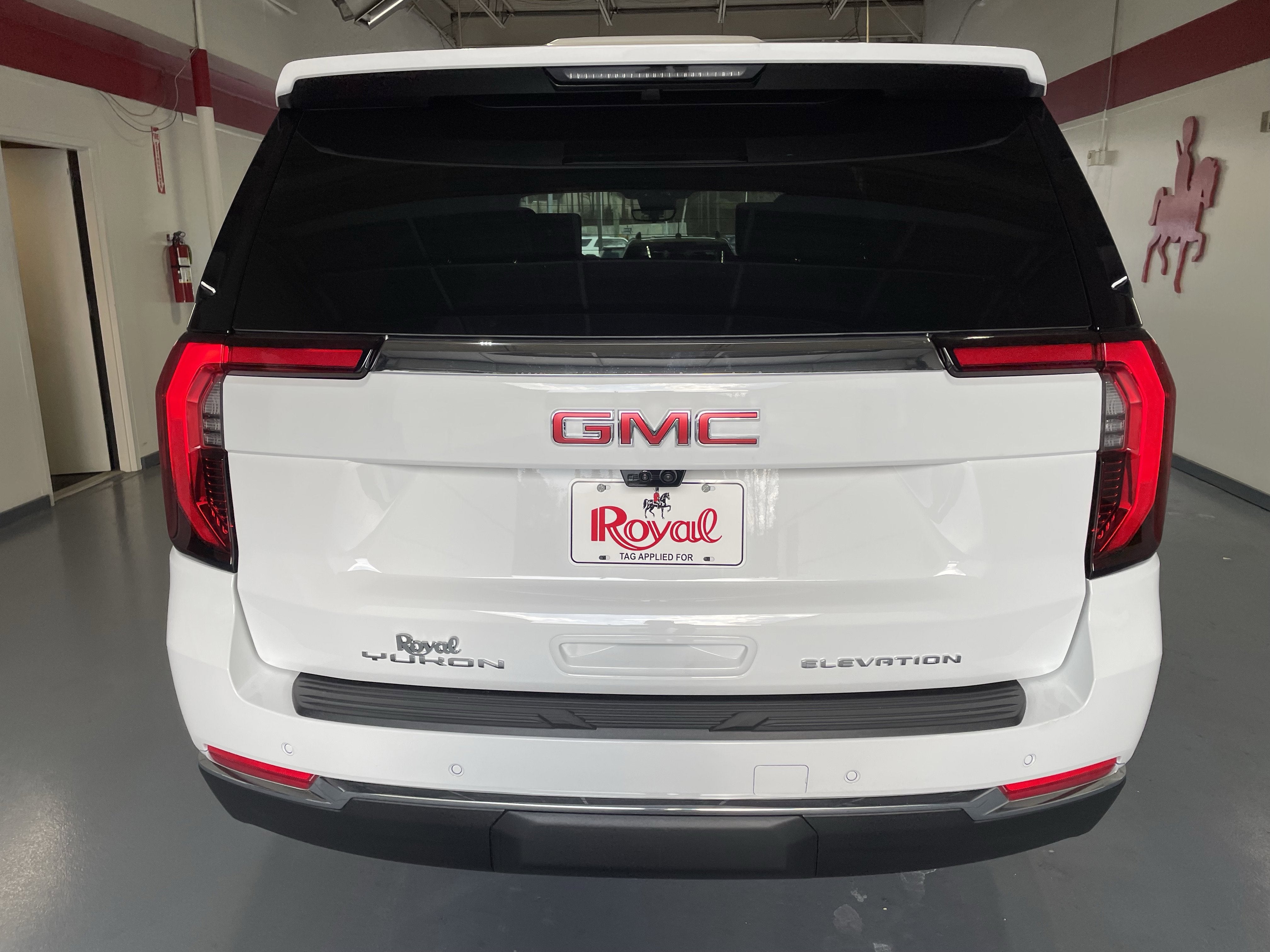 2026 GMC Yukon Elevation