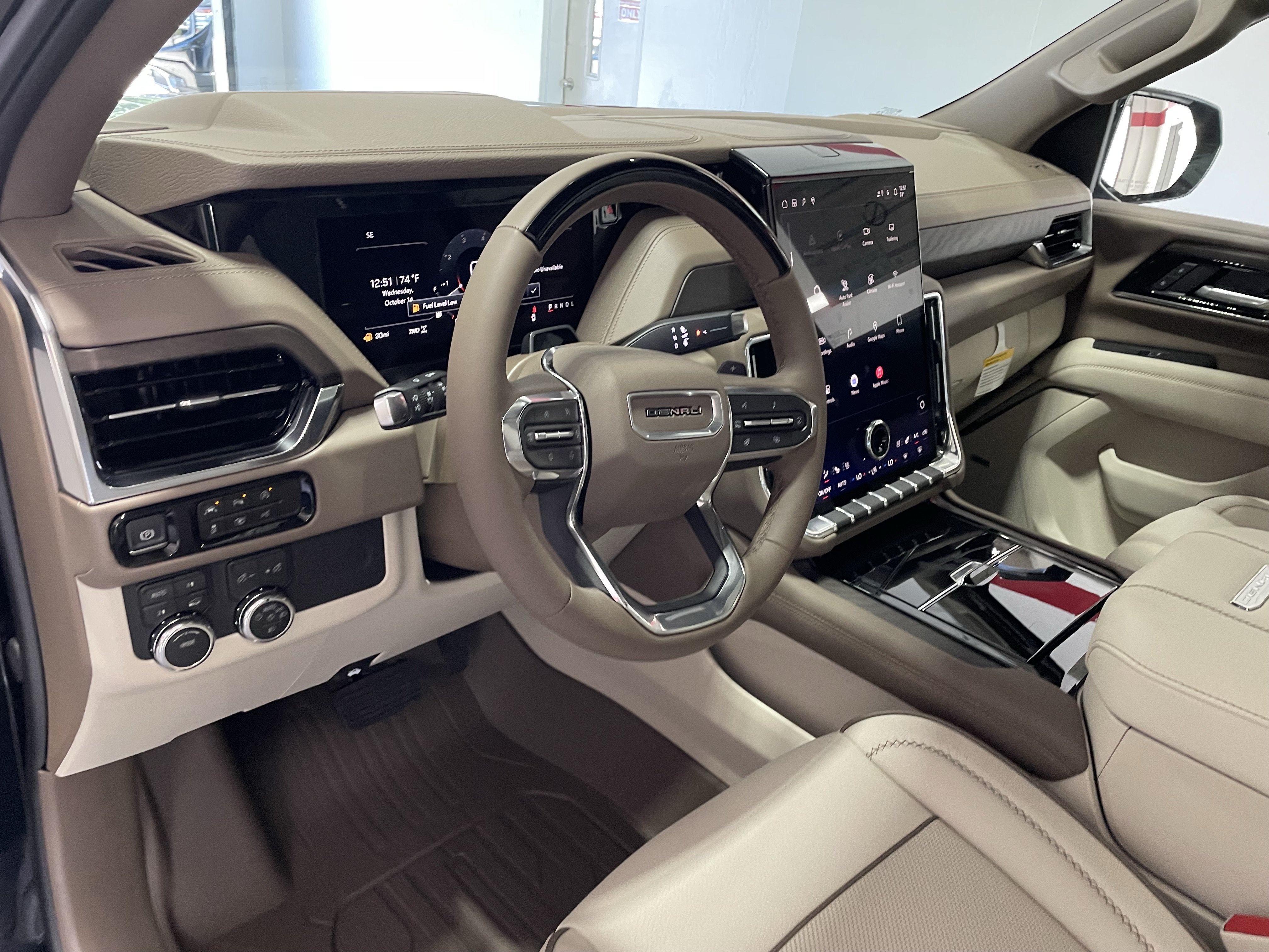 2027 GMC Yukon Denali - Photo 18
