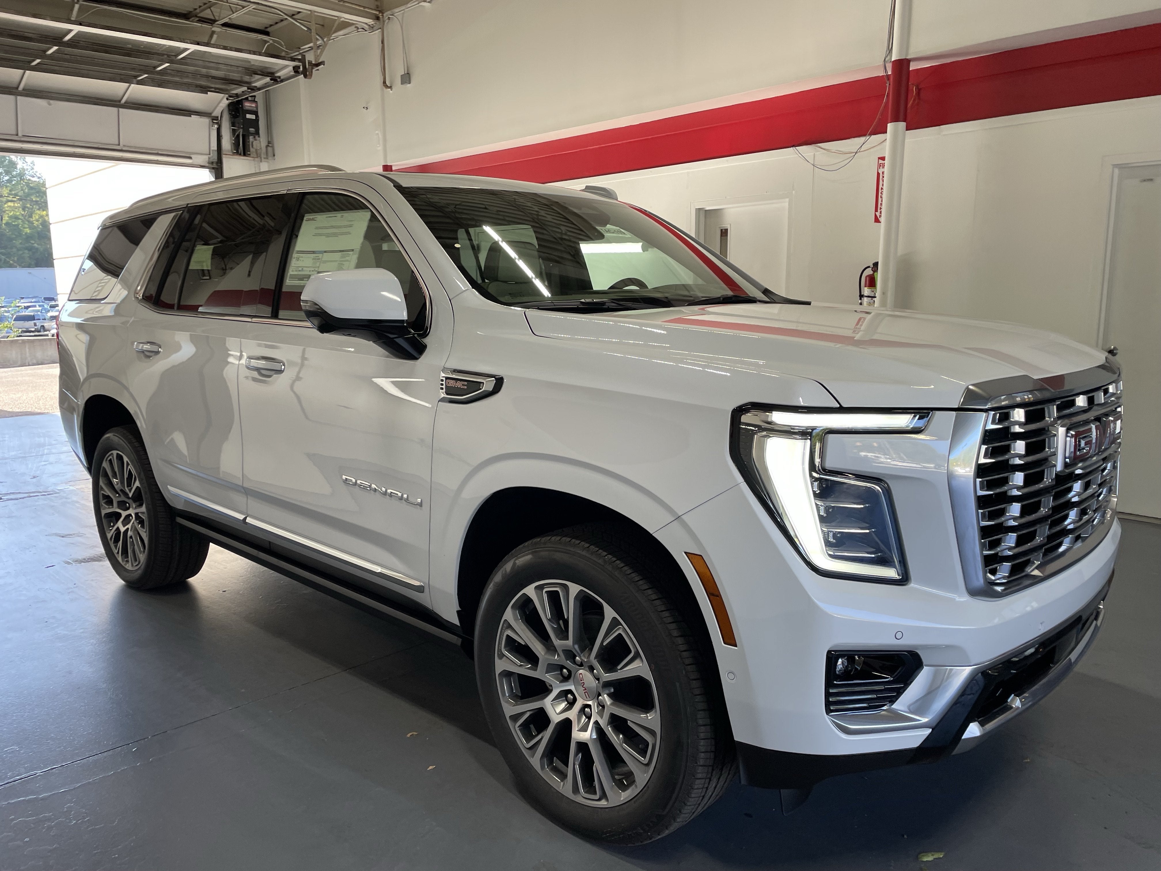 2027 GMC Yukon Denali