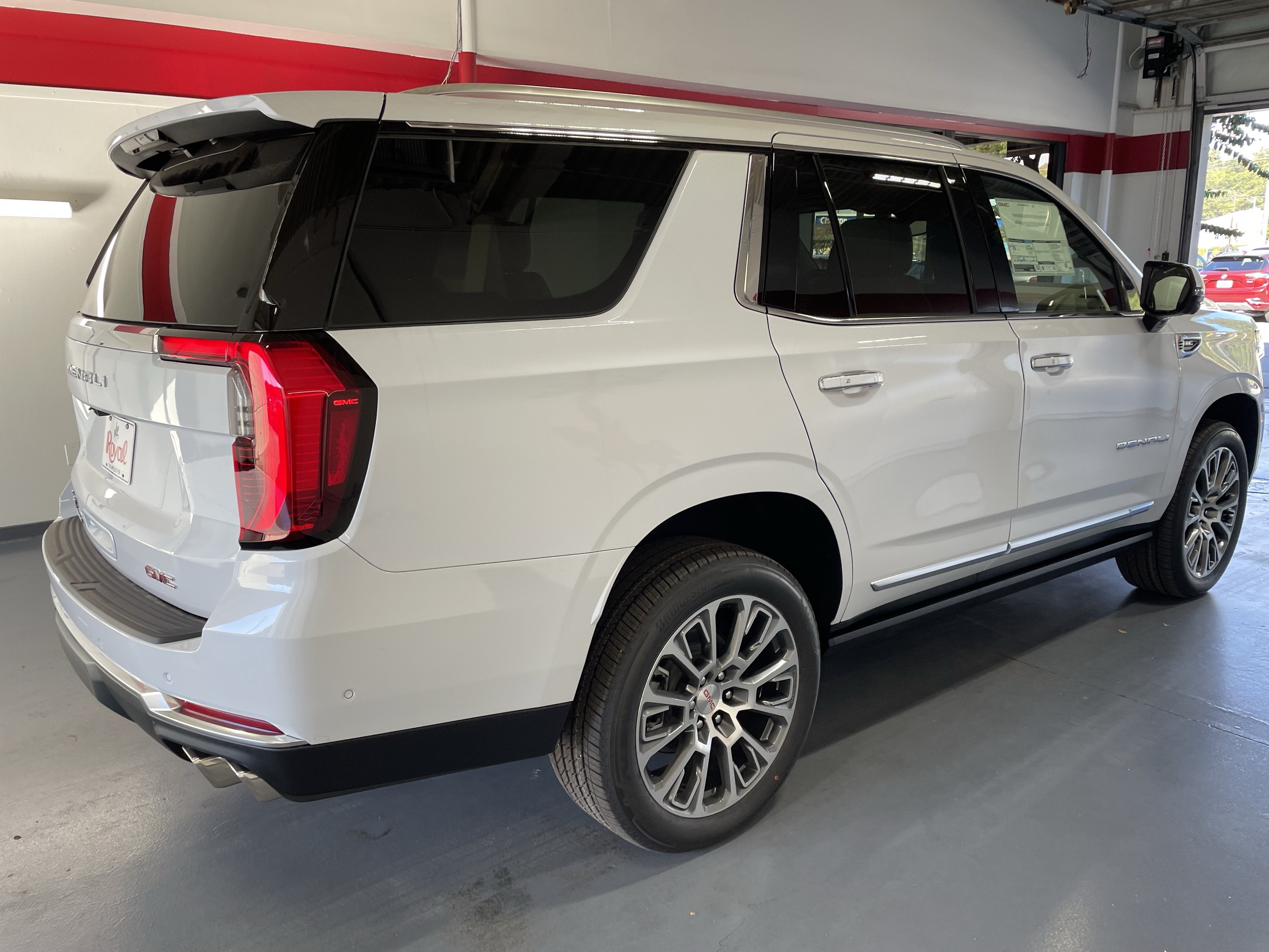 2027 GMC Yukon Denali