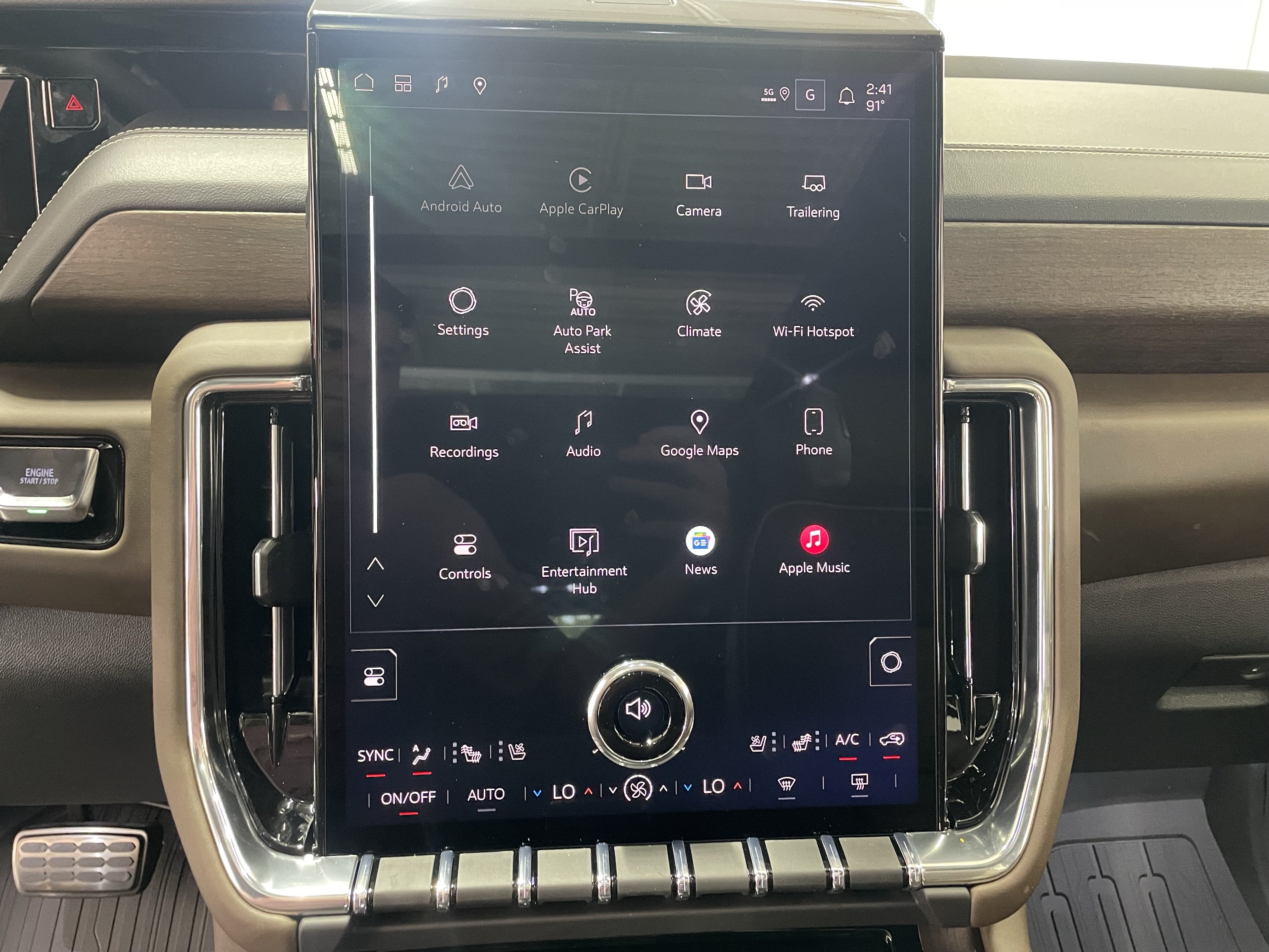 2027 GMC Yukon Denali Ultimate