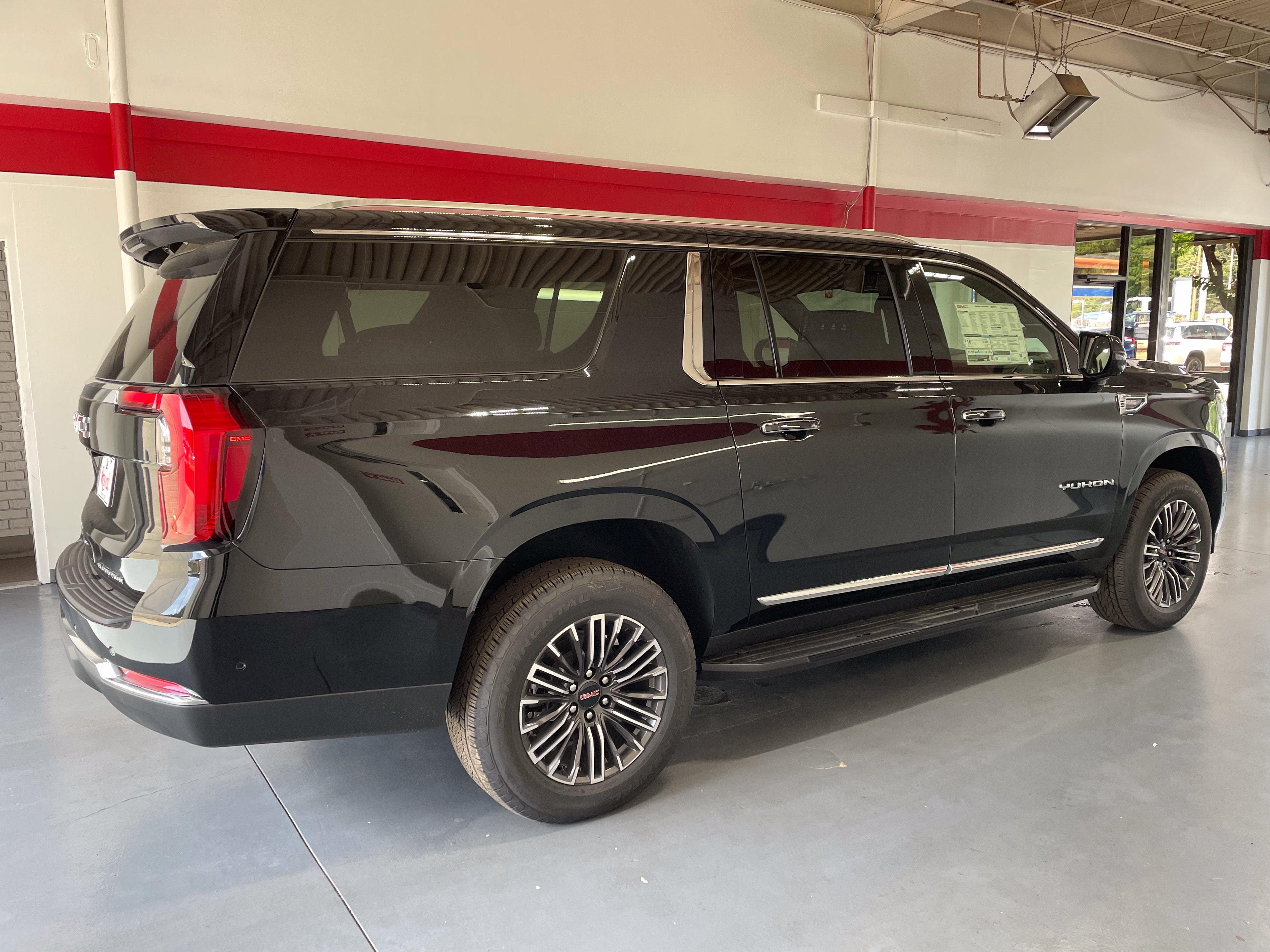 2026 GMC Yukon XL Elevation