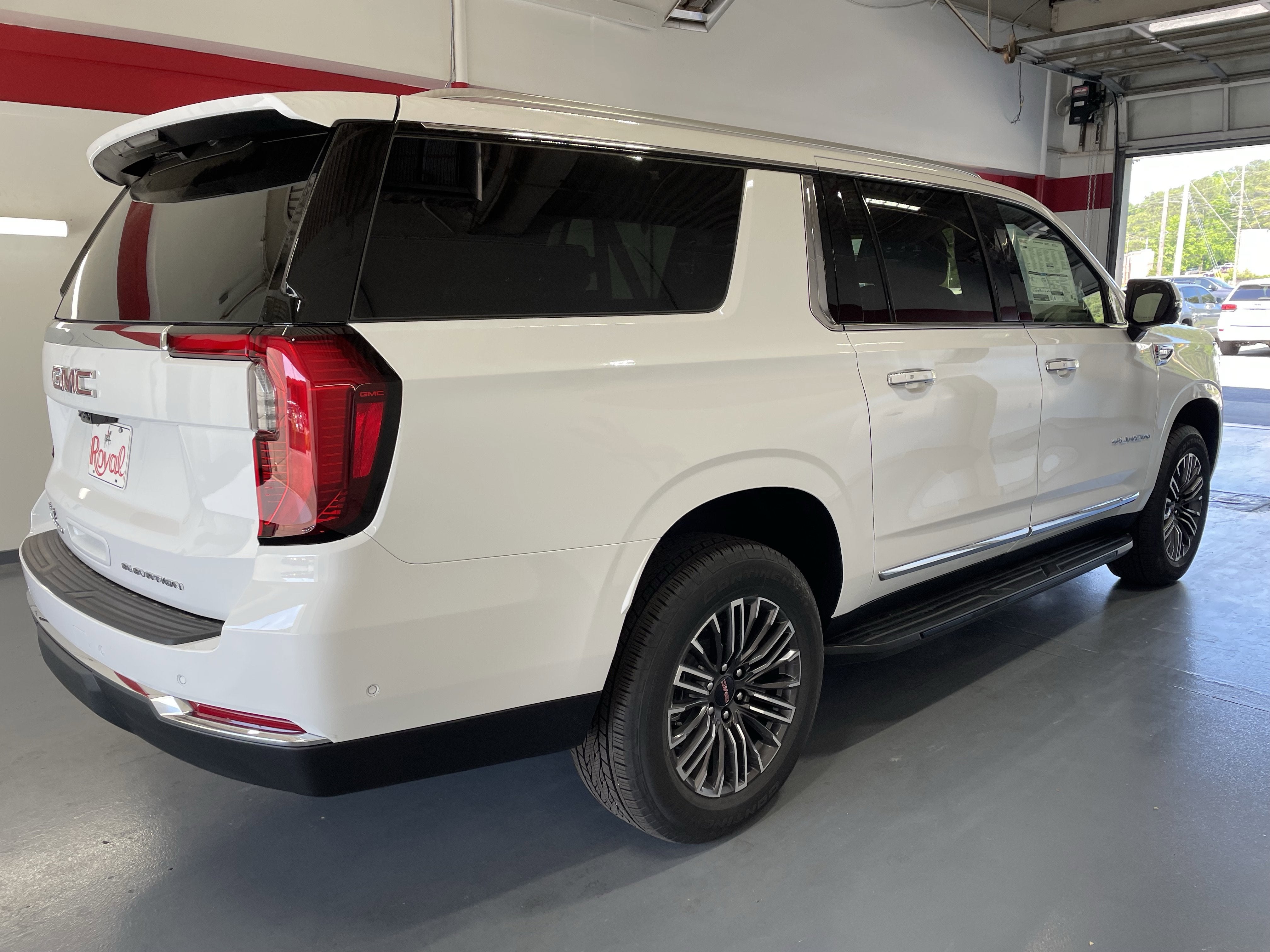 2026 GMC Yukon XL Elevation