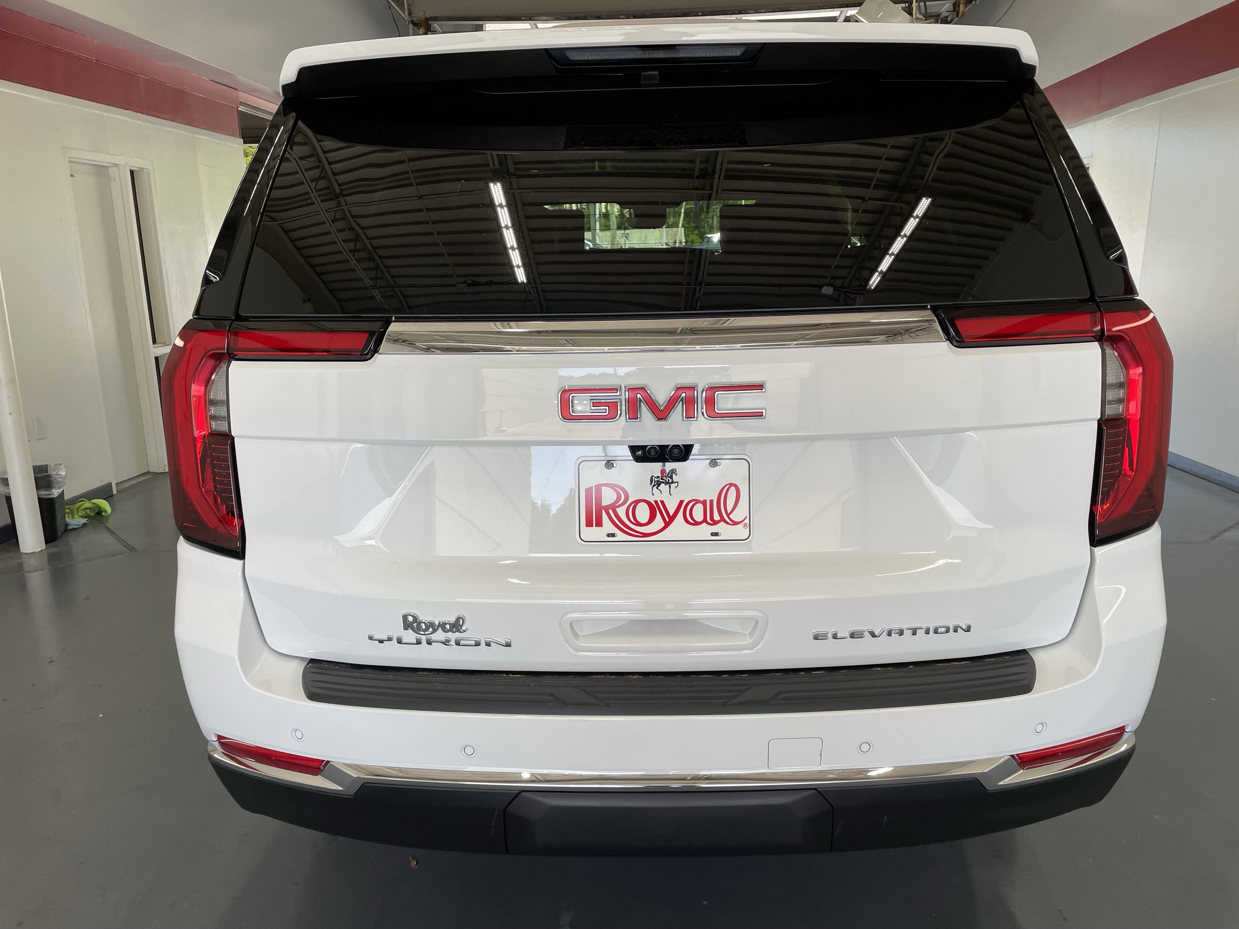 2026 GMC Yukon XL Elevation