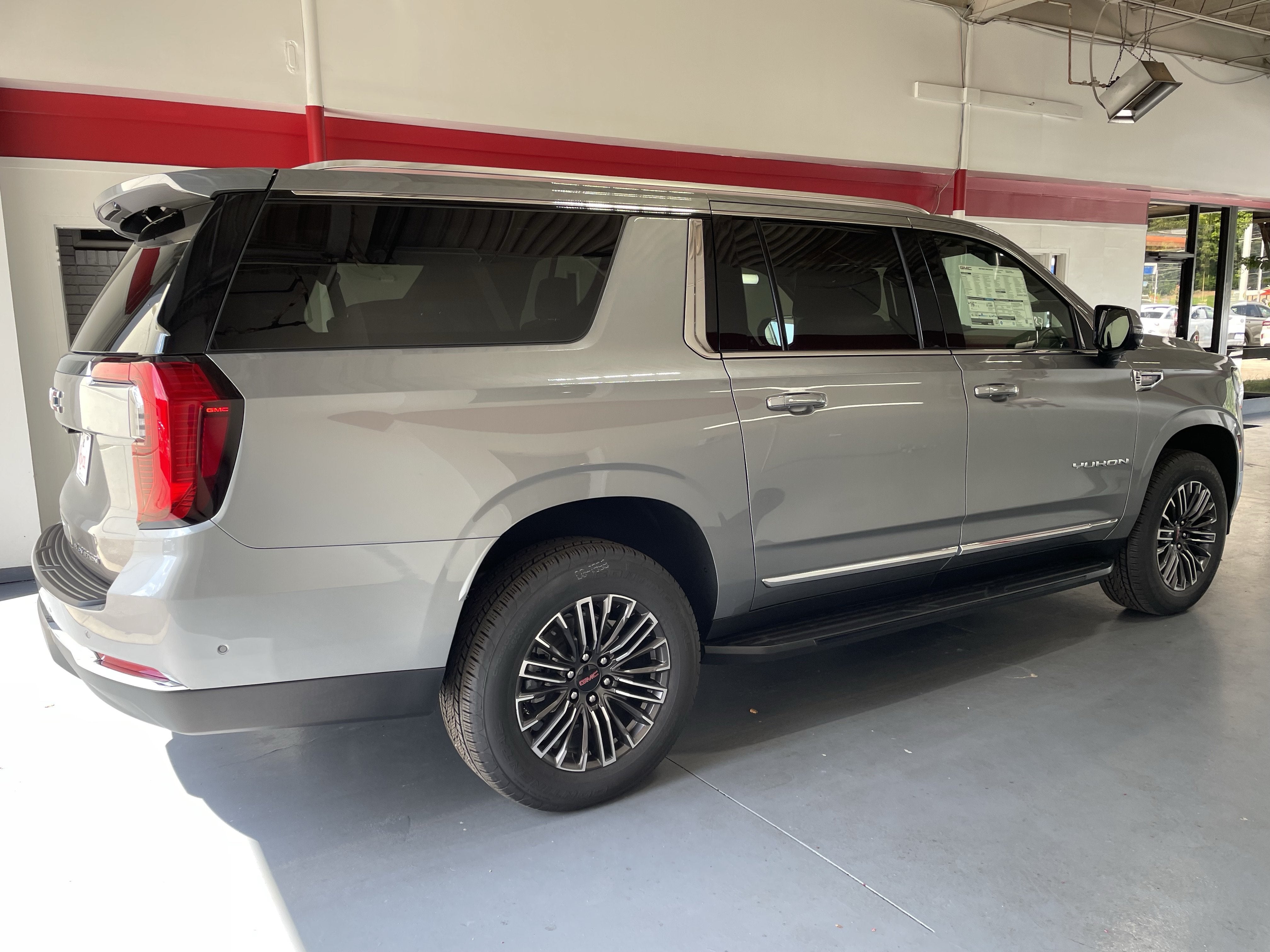 2026 GMC Yukon XL Elevation