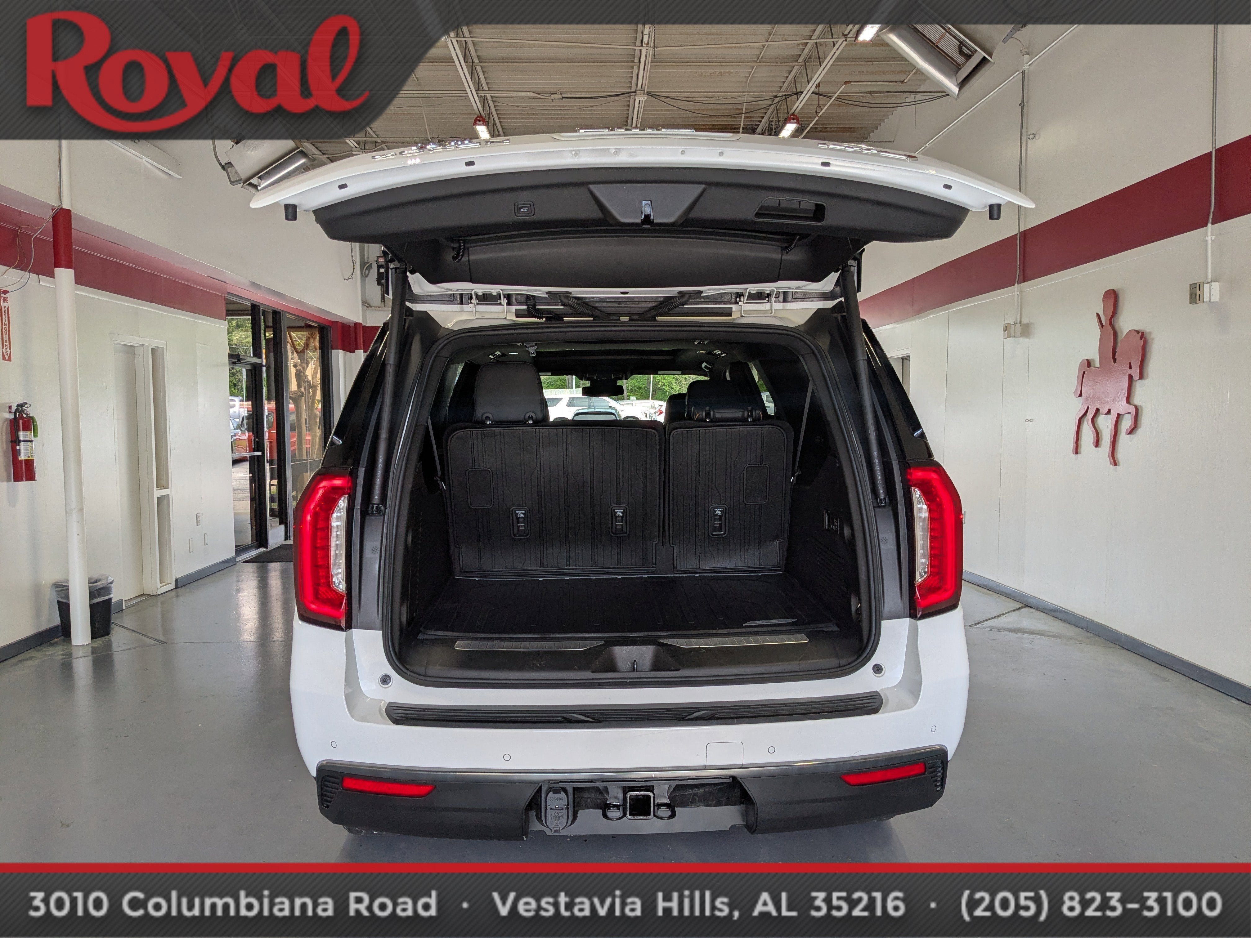 2023 GMC Yukon XL AT4