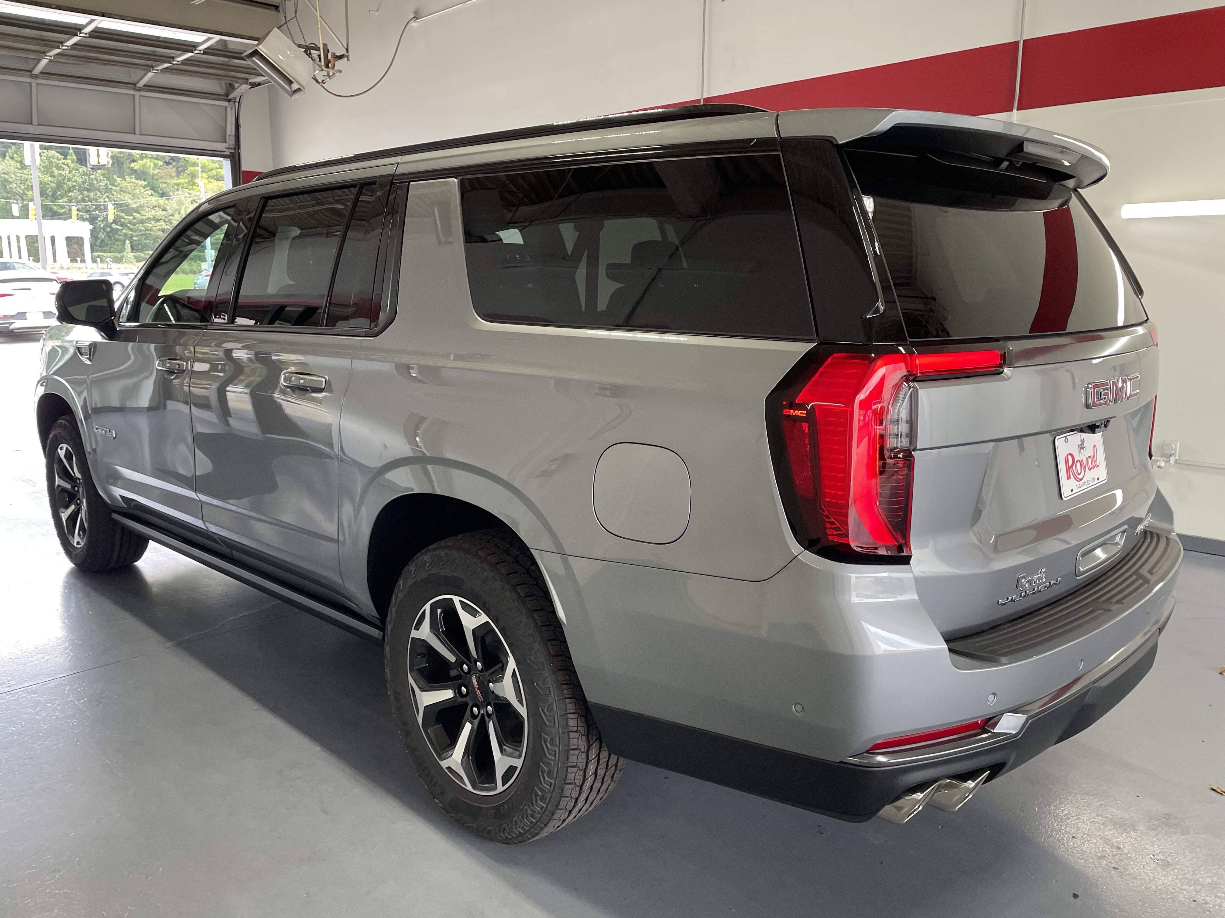 2026 GMC Yukon XL AT4