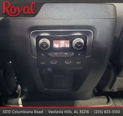 2023 GMC Yukon XL AT4