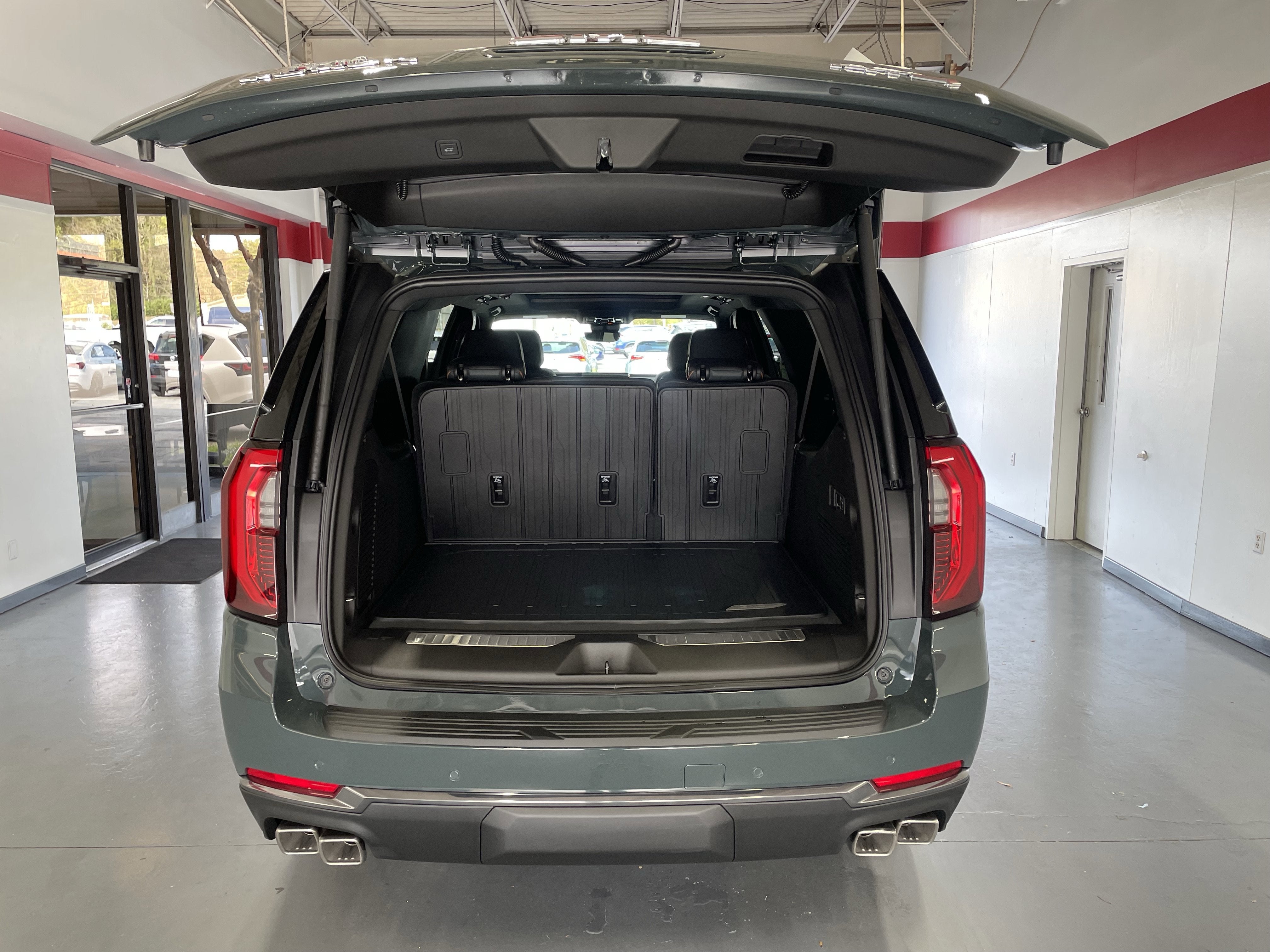 2026 GMC Yukon XL AT4