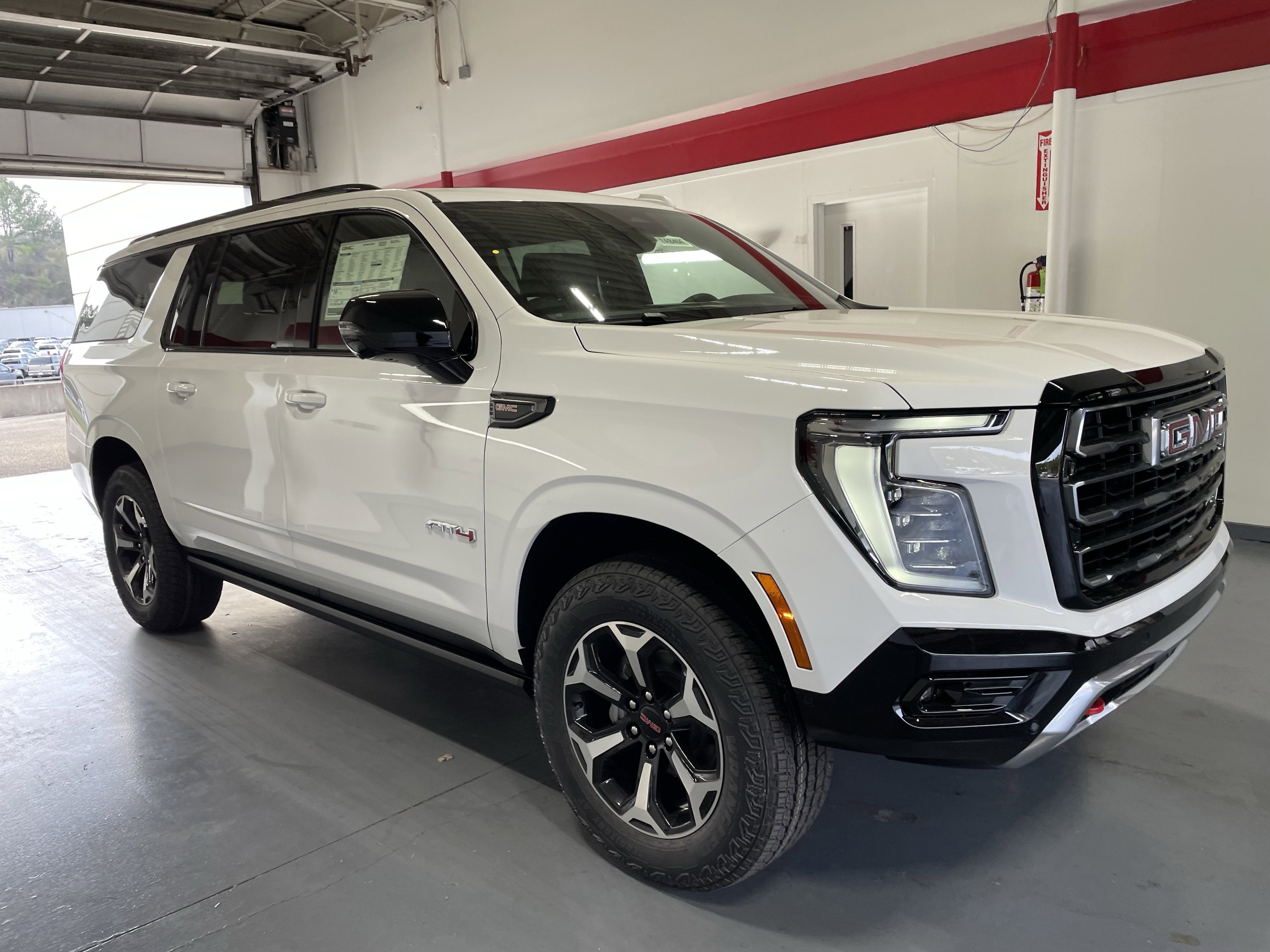 2026 GMC Yukon XL AT4