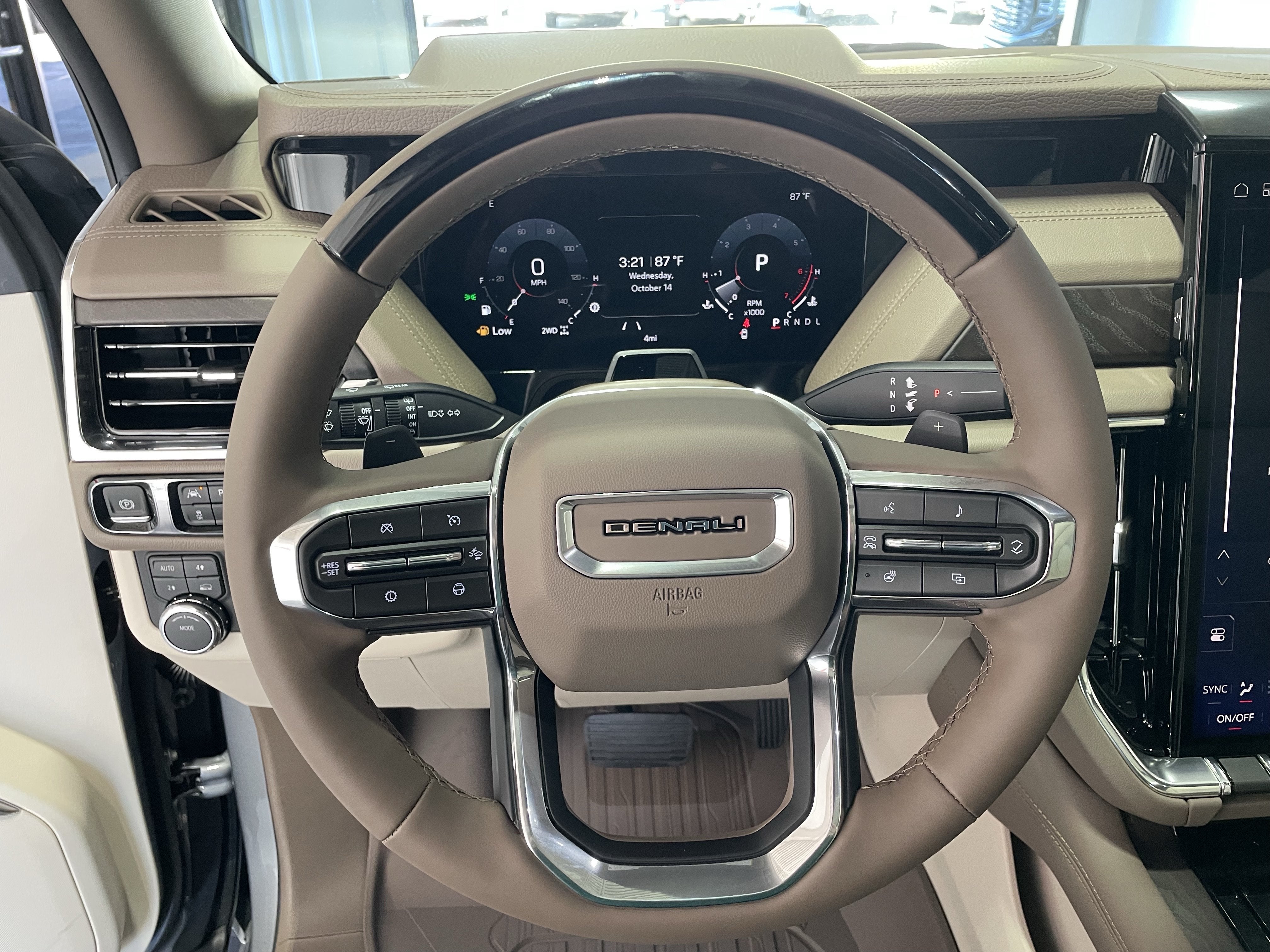 2027 GMC Yukon XL Denali - Photo 19