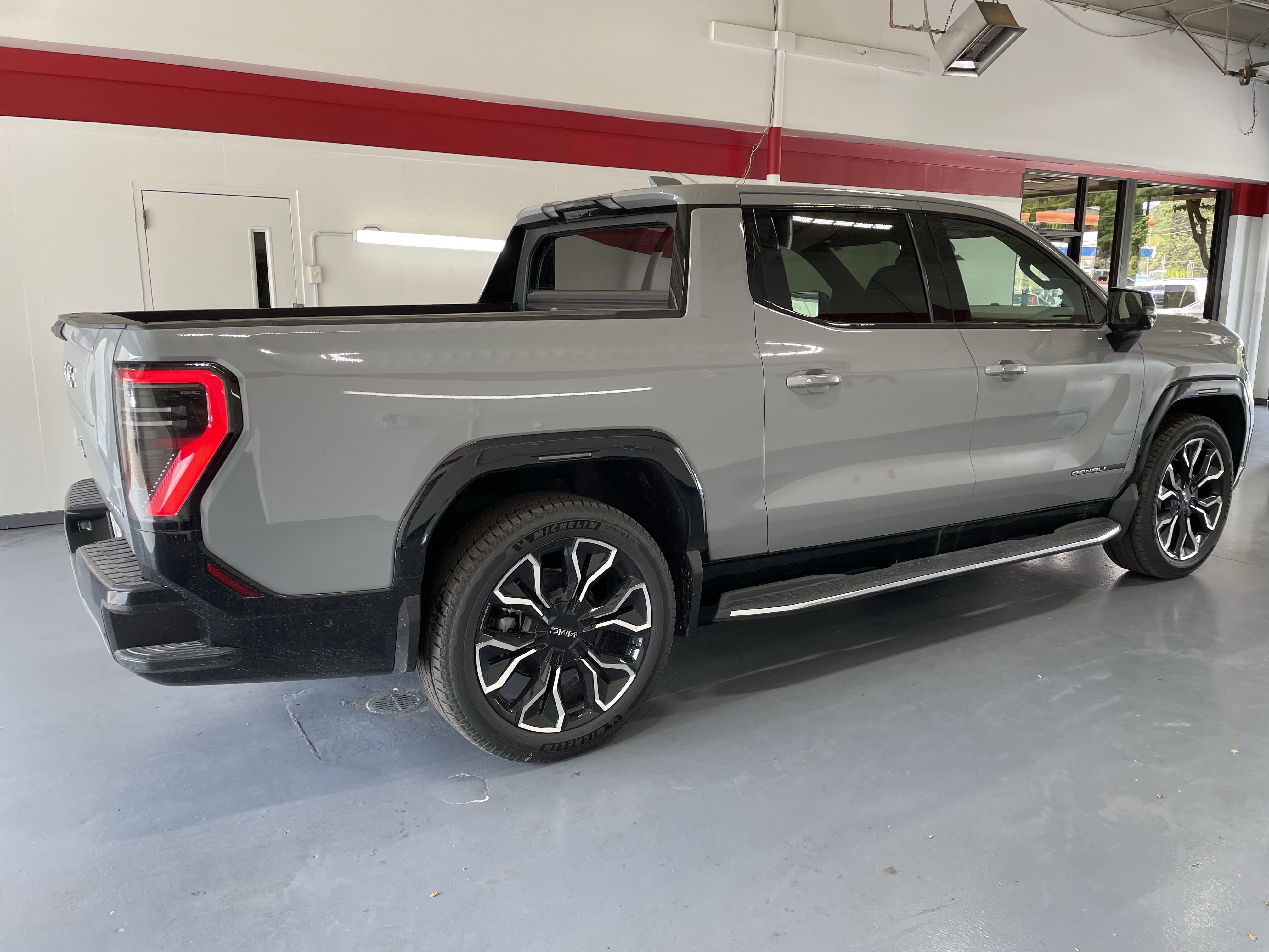 2025 GMC Sierra EV Max Range Denali