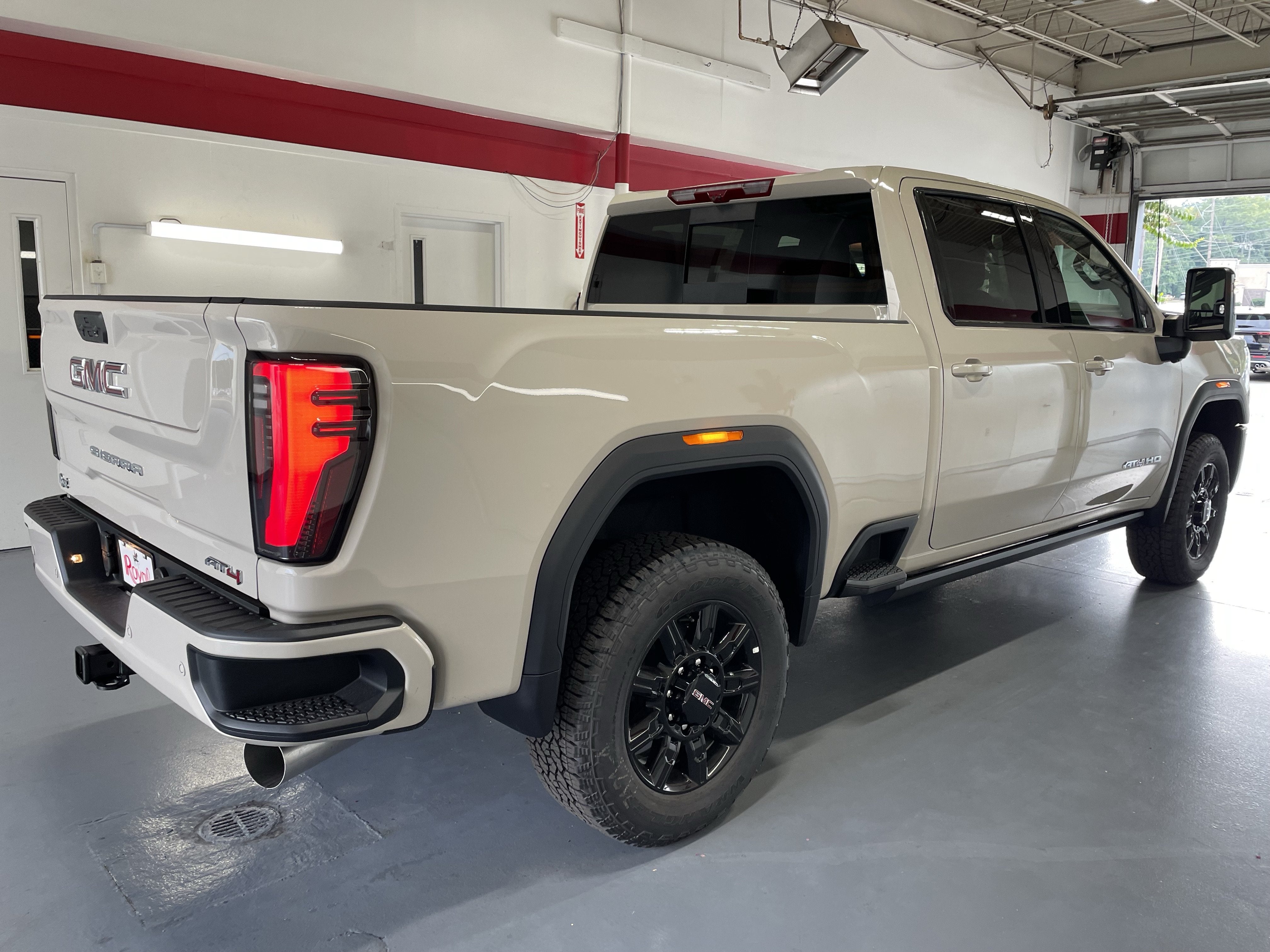 2026 GMC Sierra 2500 HD AT4