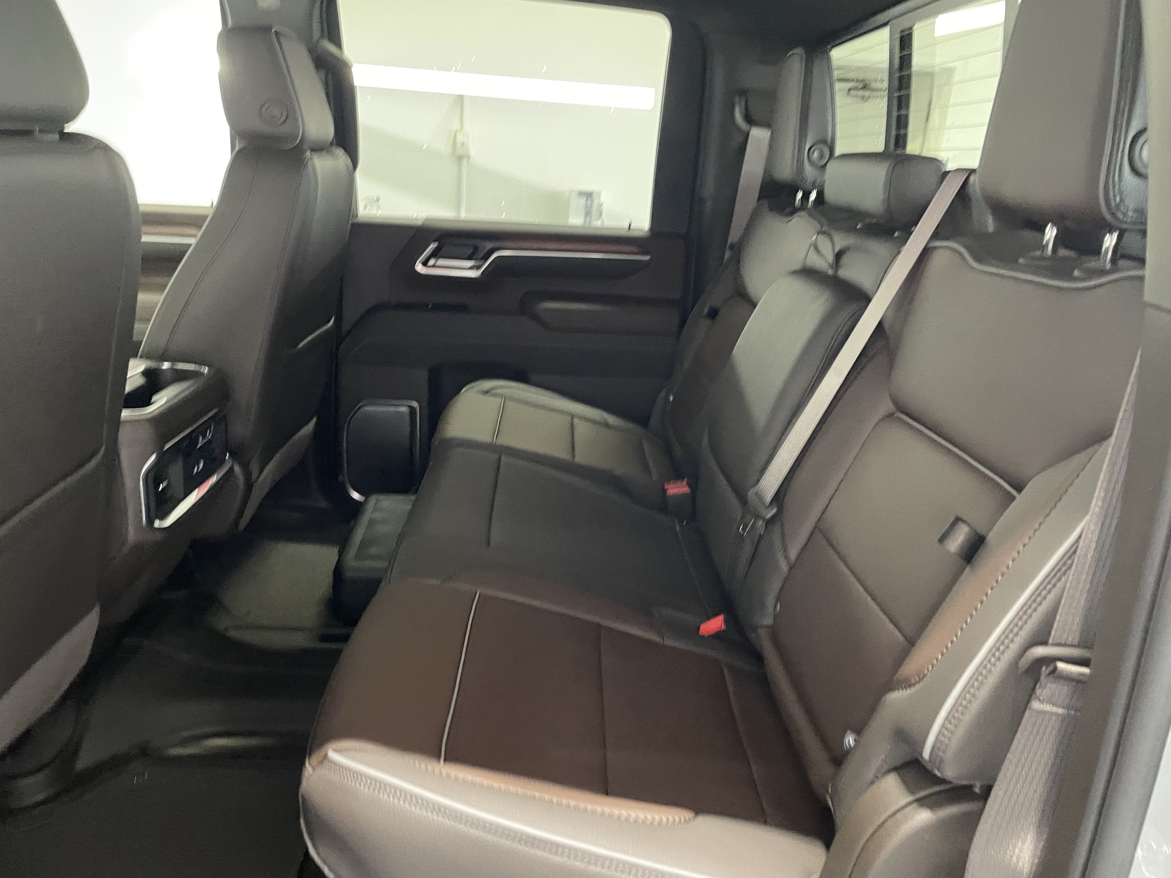 2026 GMC Sierra 3500 HD Denali DRW