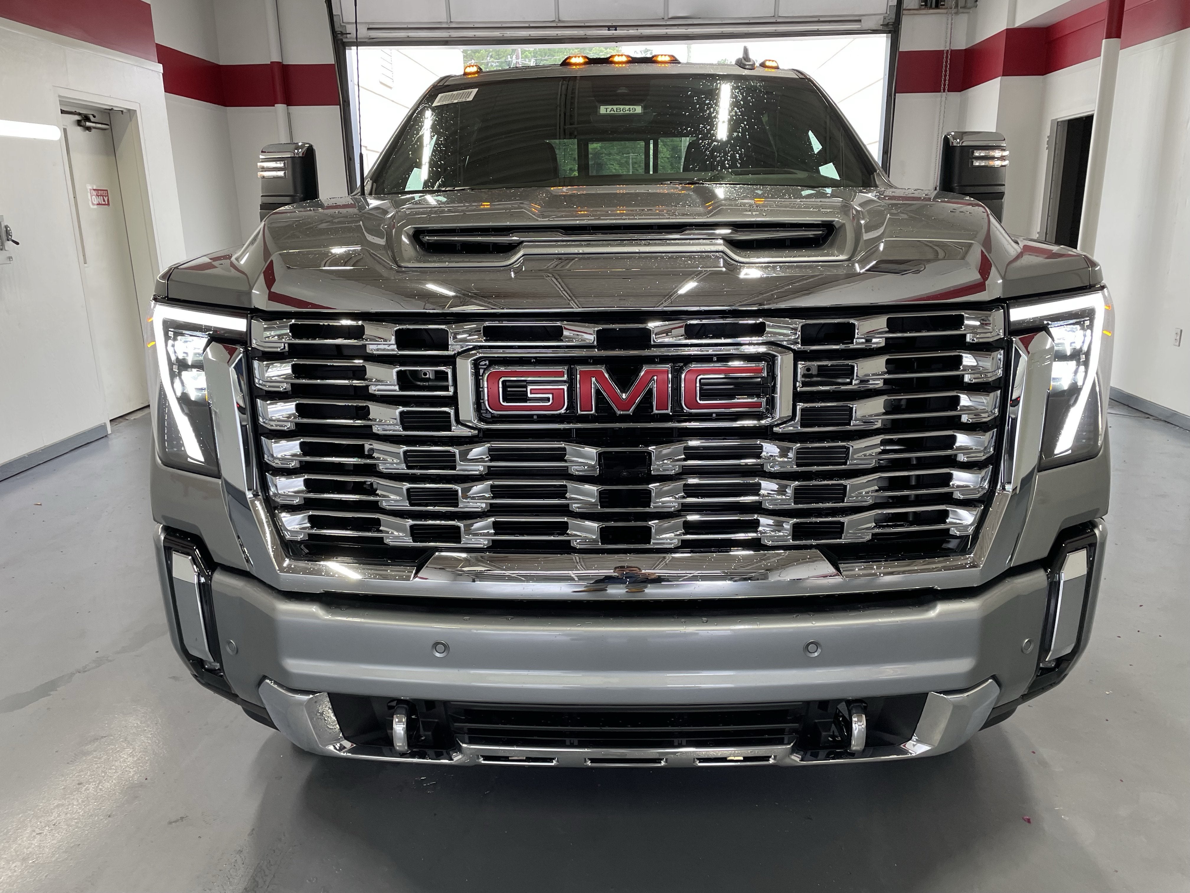 2026 GMC Sierra 3500 HD Denali DRW