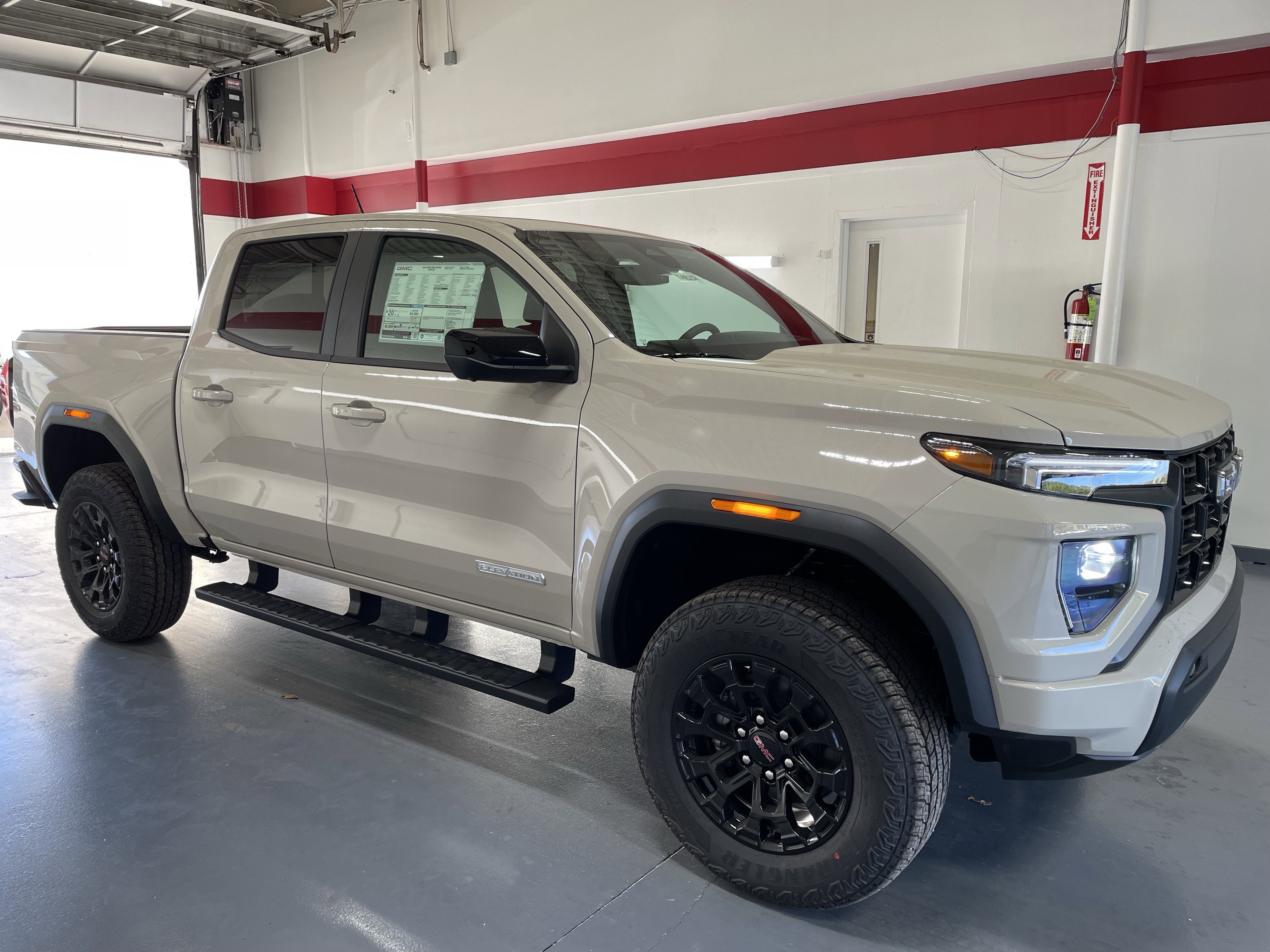 2026 GMC Canyon Elevation