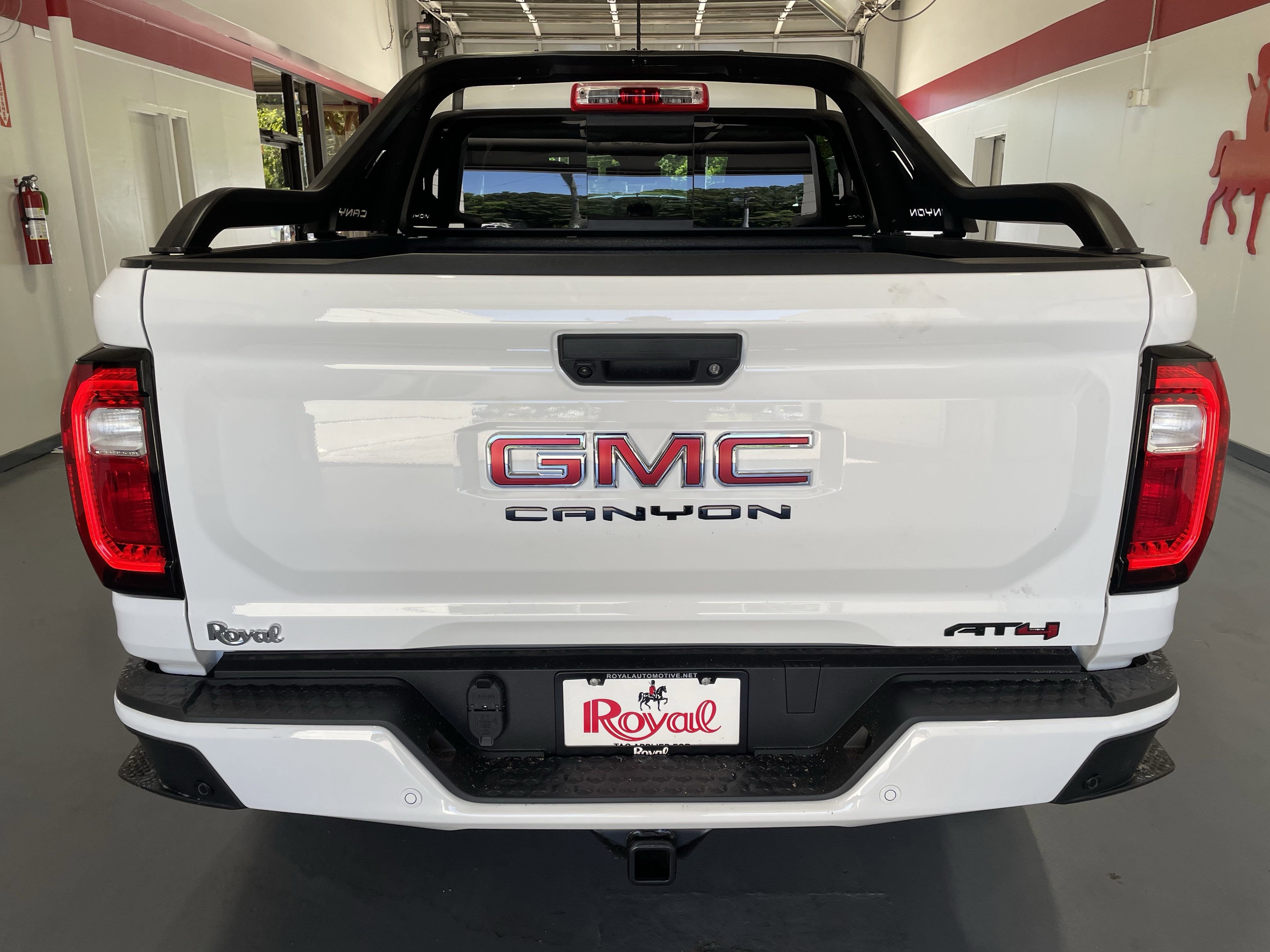 2025 GMC Canyon AT4