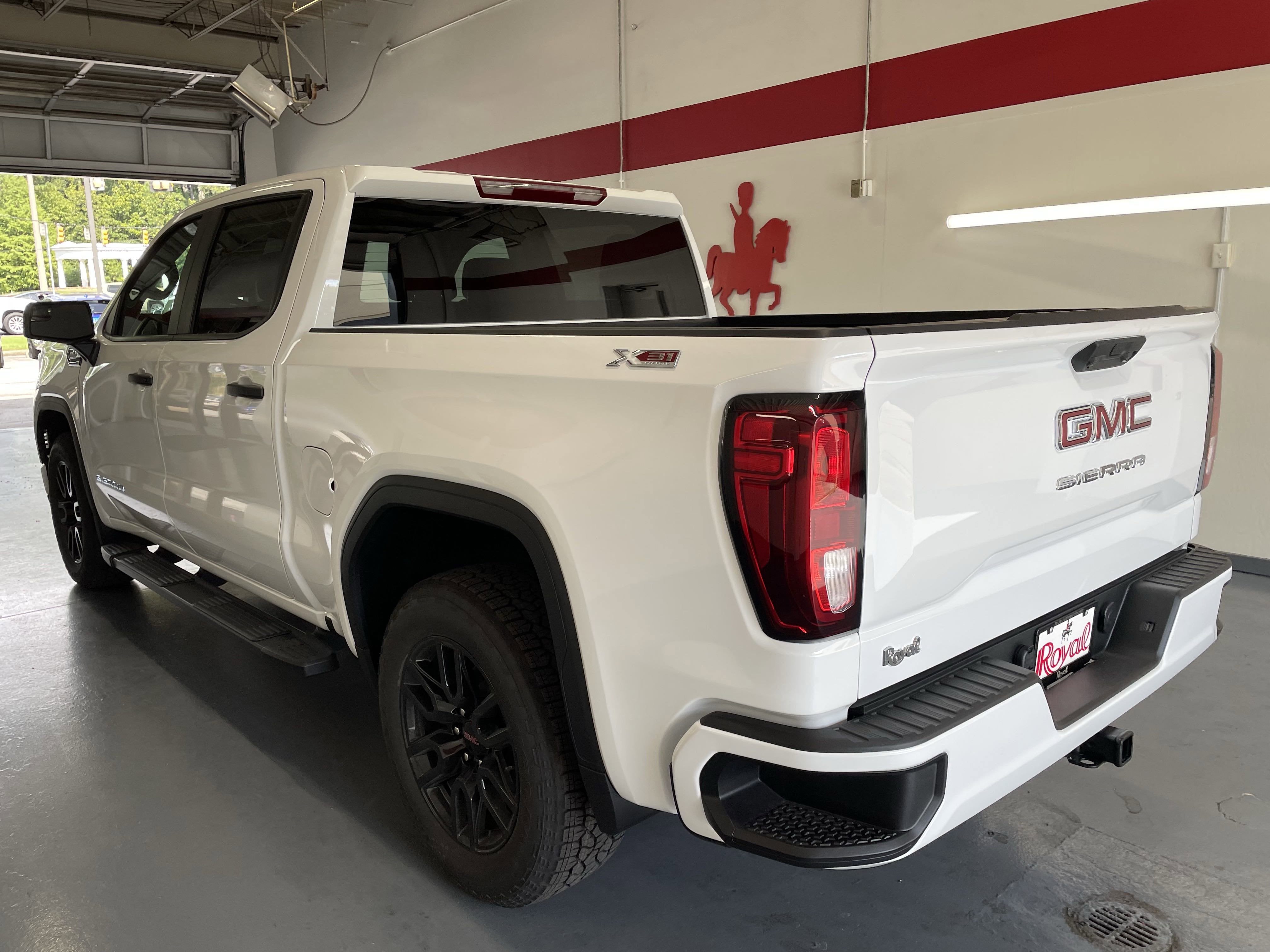 2025 GMC Sierra 1500 Pro