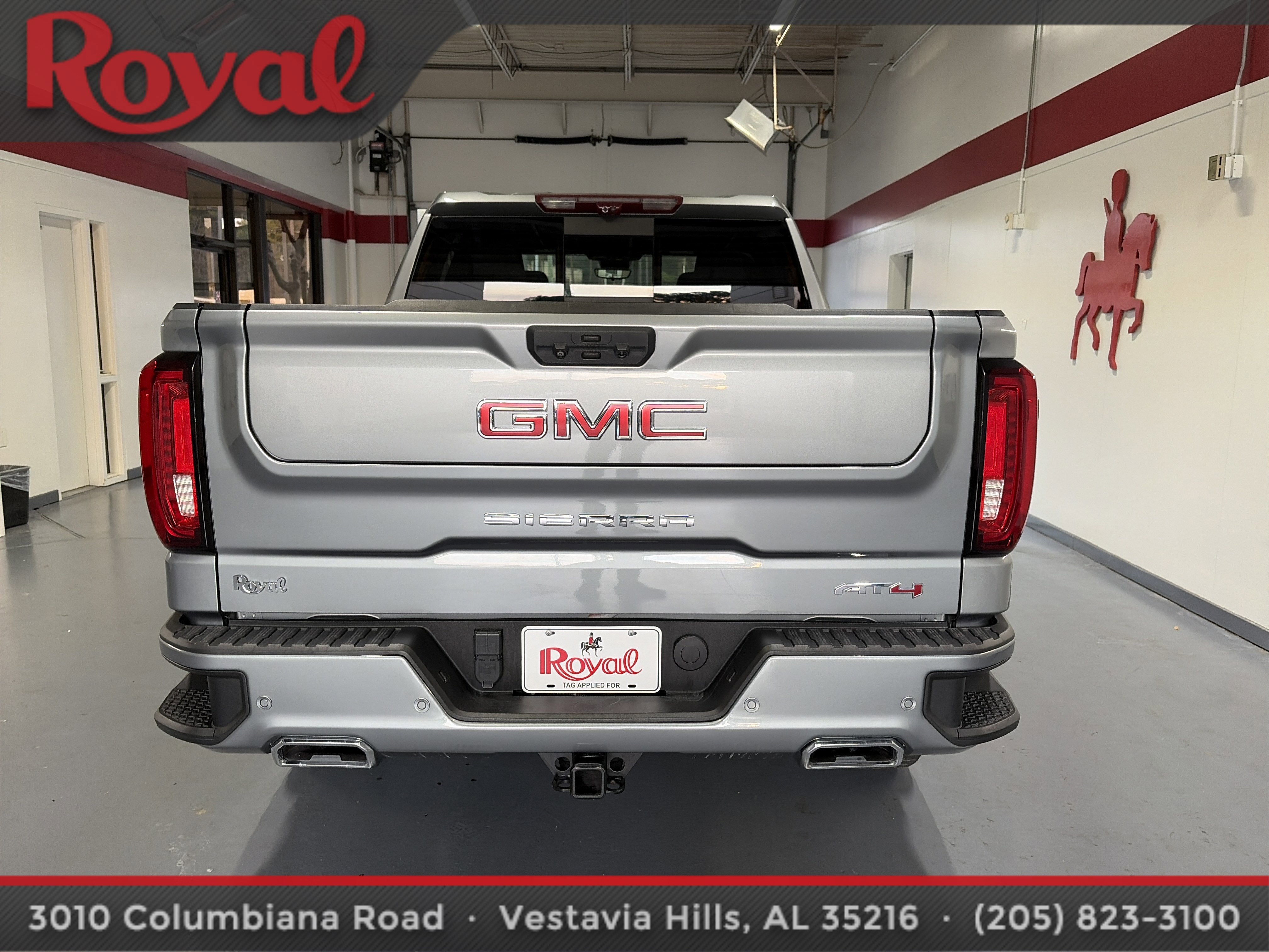 2023 GMC Sierra 1500 AT4