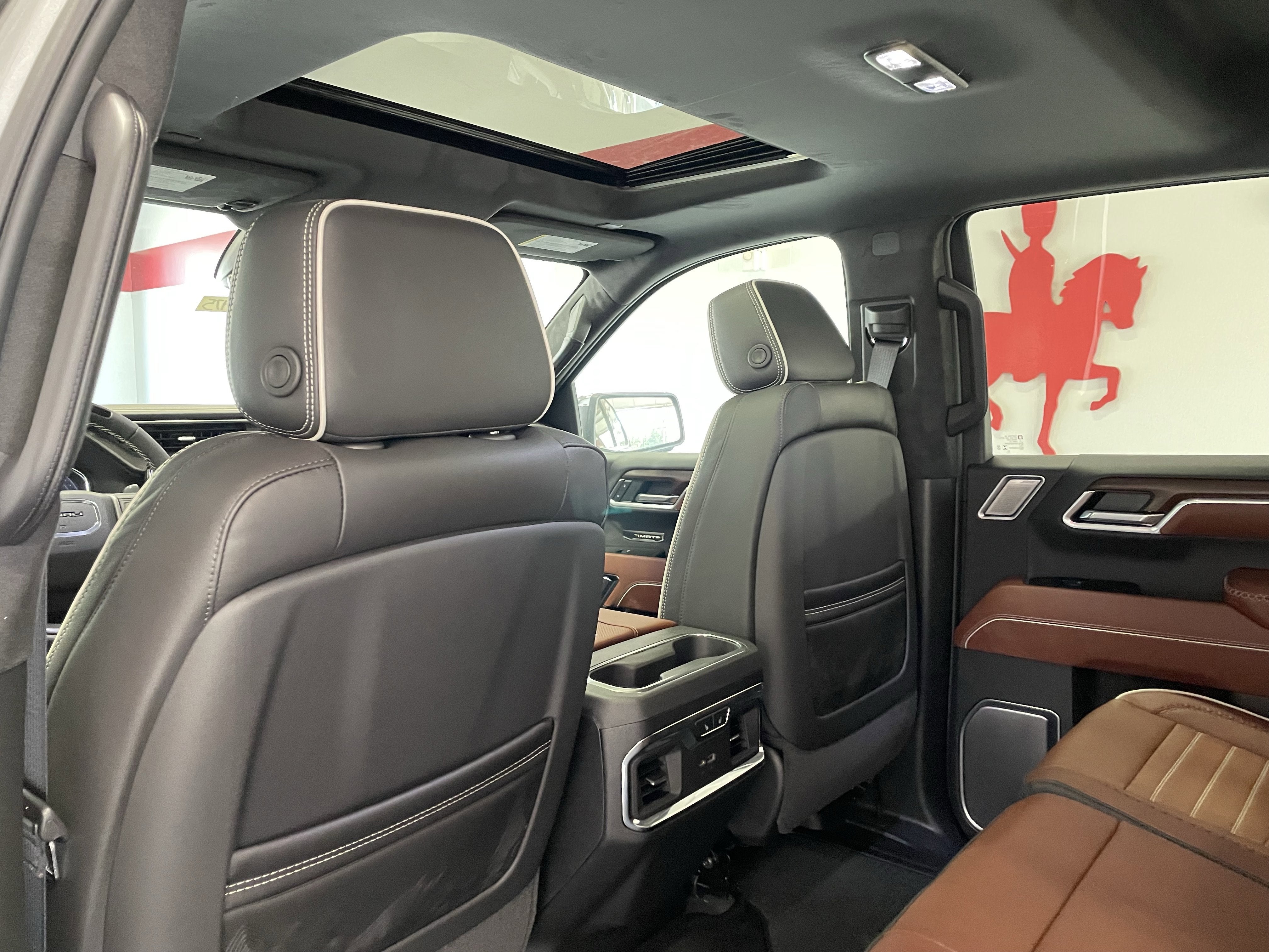 2026 GMC Sierra 1500 Denali Ultimate - Photo 9