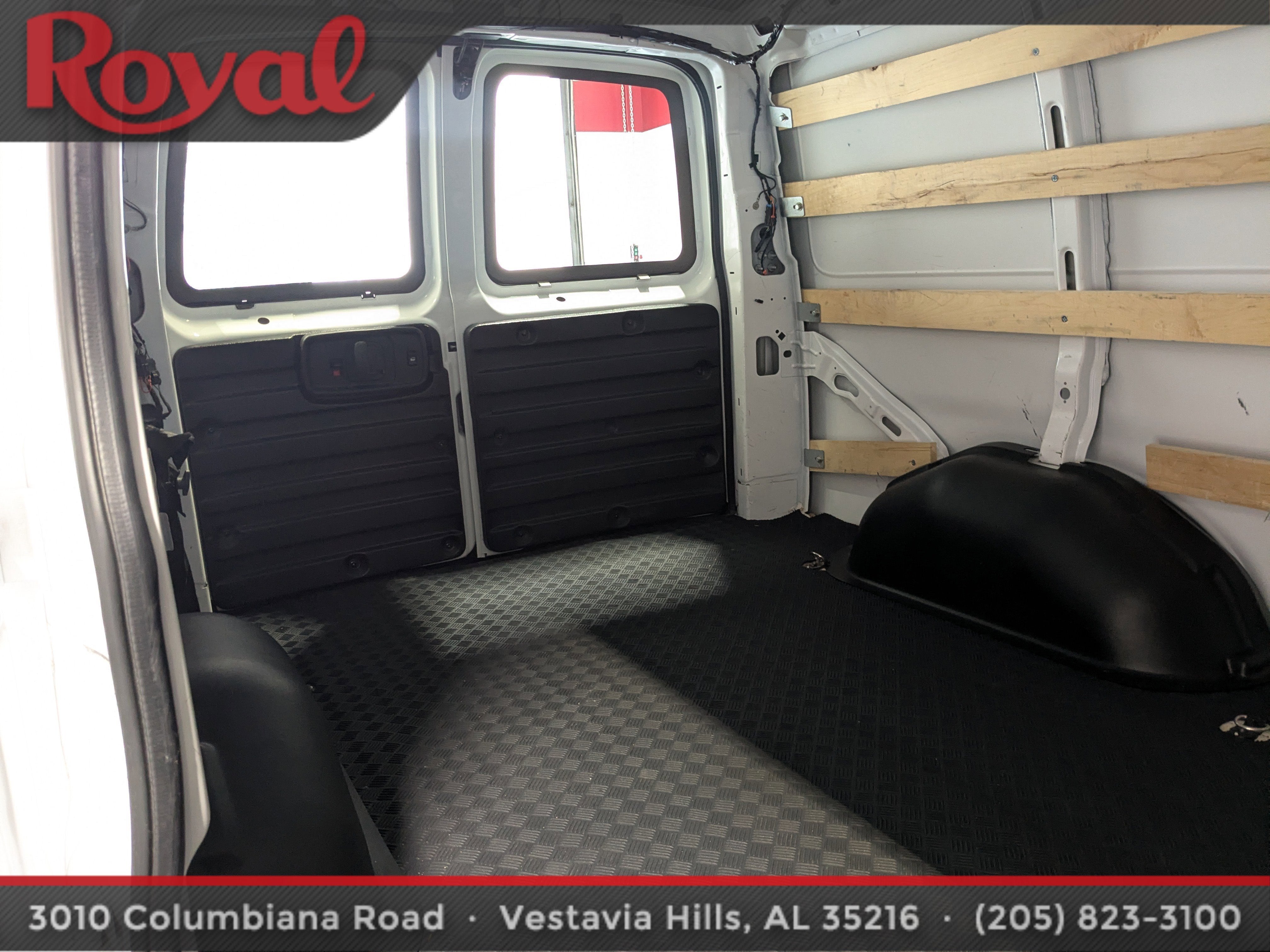 2024 GMC Savana Cargo 2500 Work Van