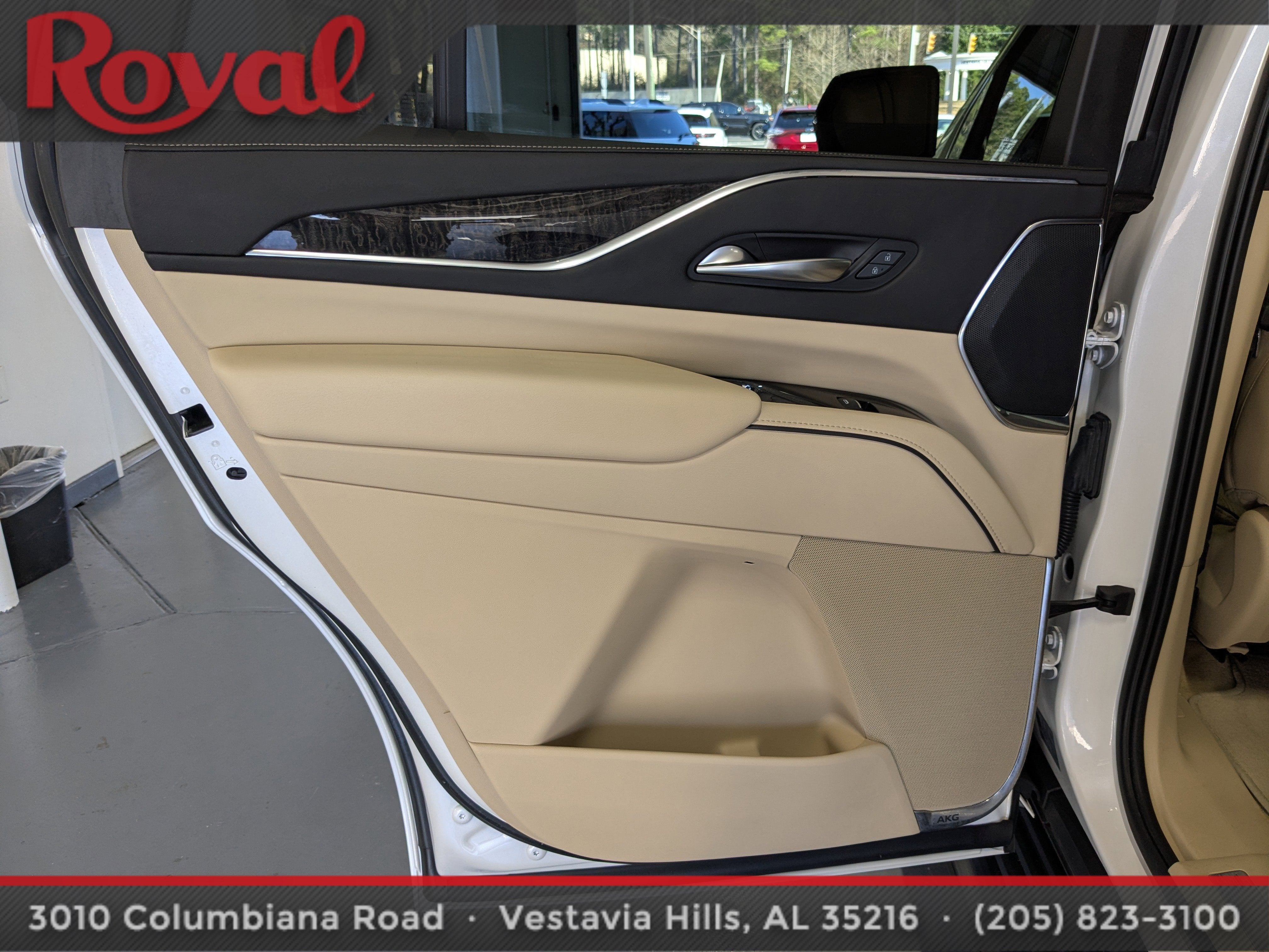 2022 Cadillac Escalade Premium Luxury