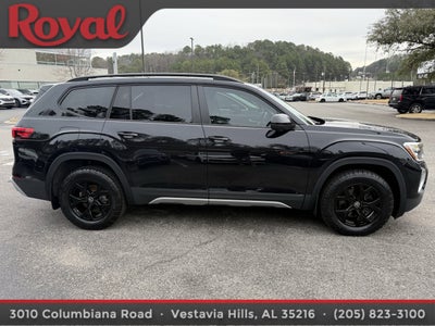 2025 Volkswagen Atlas 2.0T Peak Edition