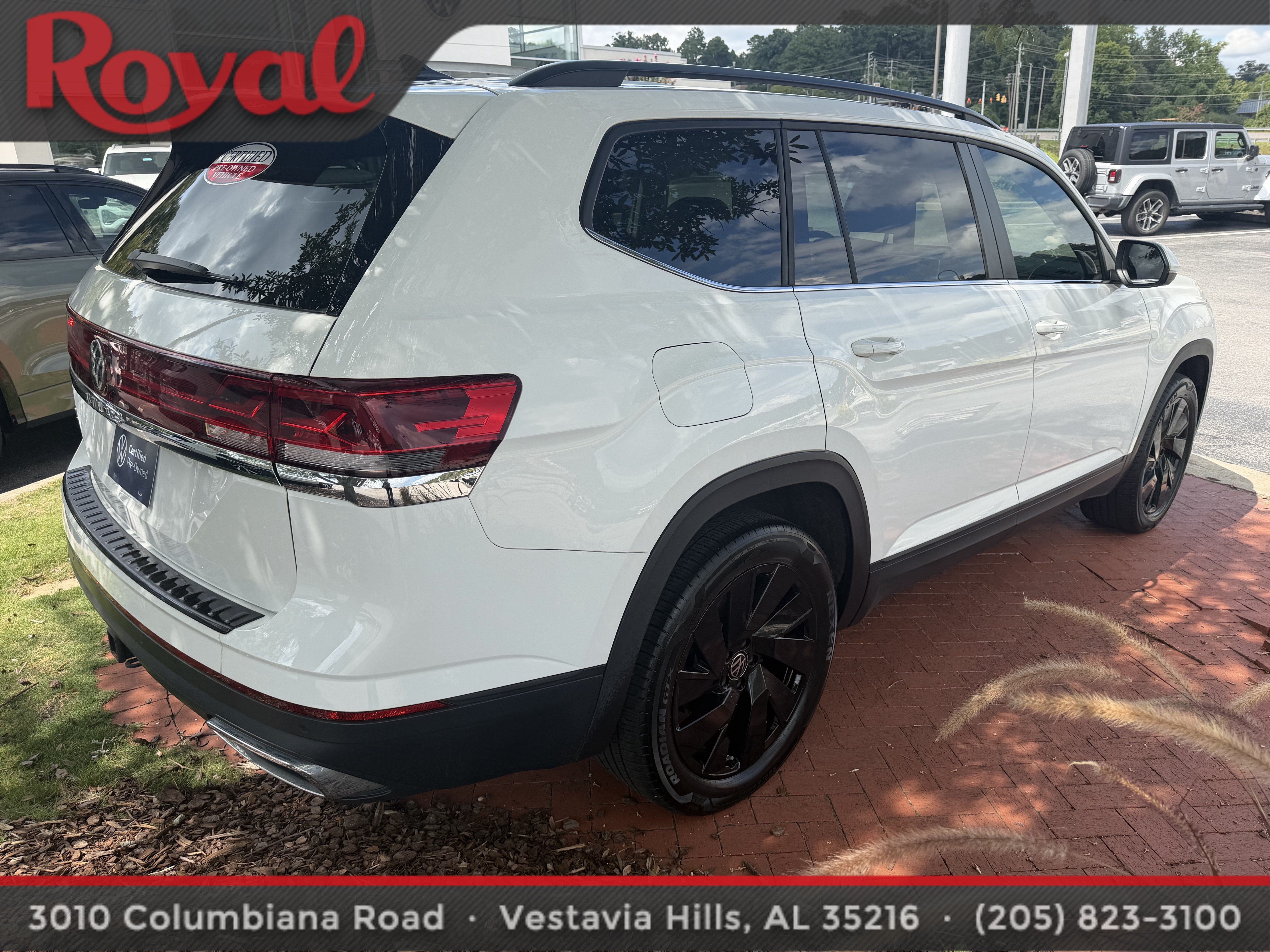 2024 Volkswagen Atlas 2.0T SE w/Technology